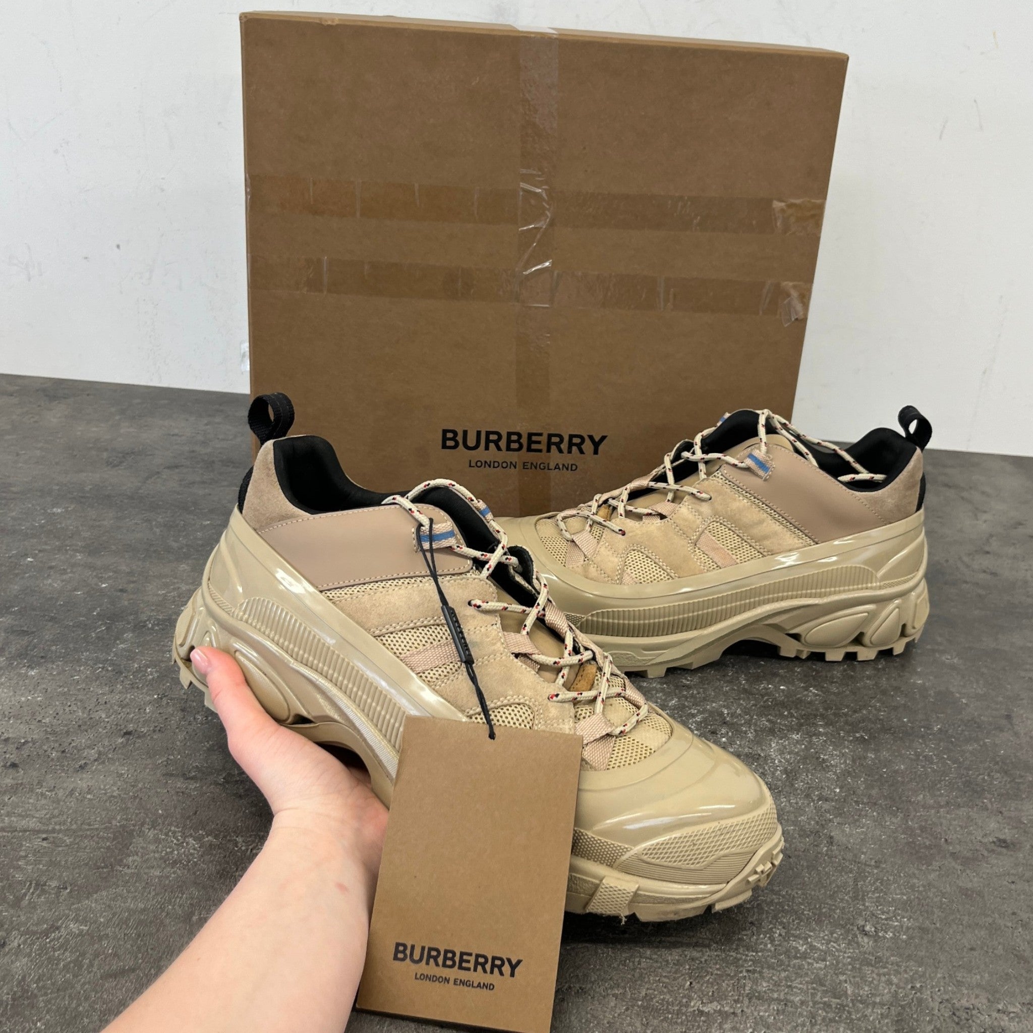 Men's Arthur Low Trainers Beige Size EU 43 / UK 9