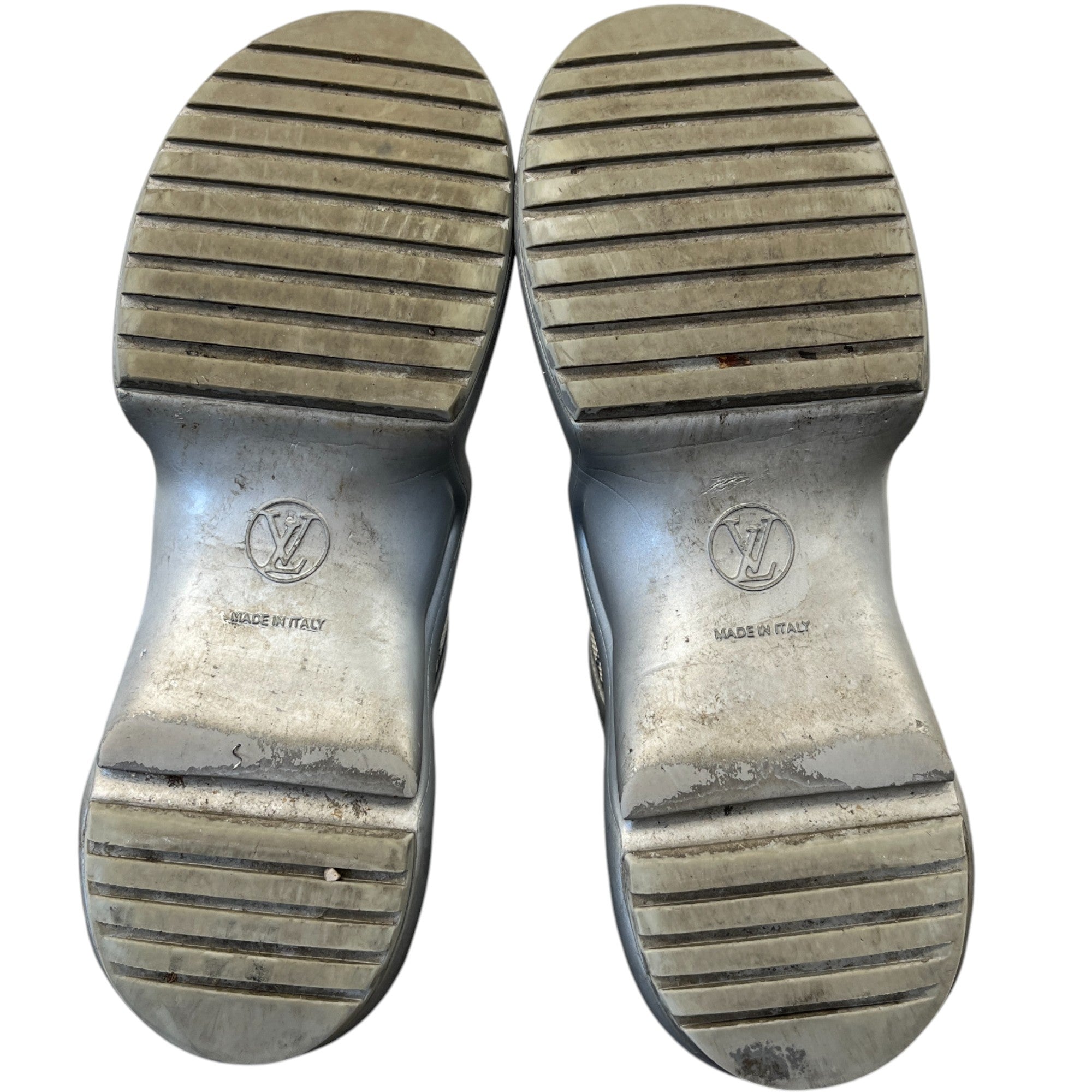 Men's Metallic Archlight Low Trainers Silver Size EU 41 / UK 7