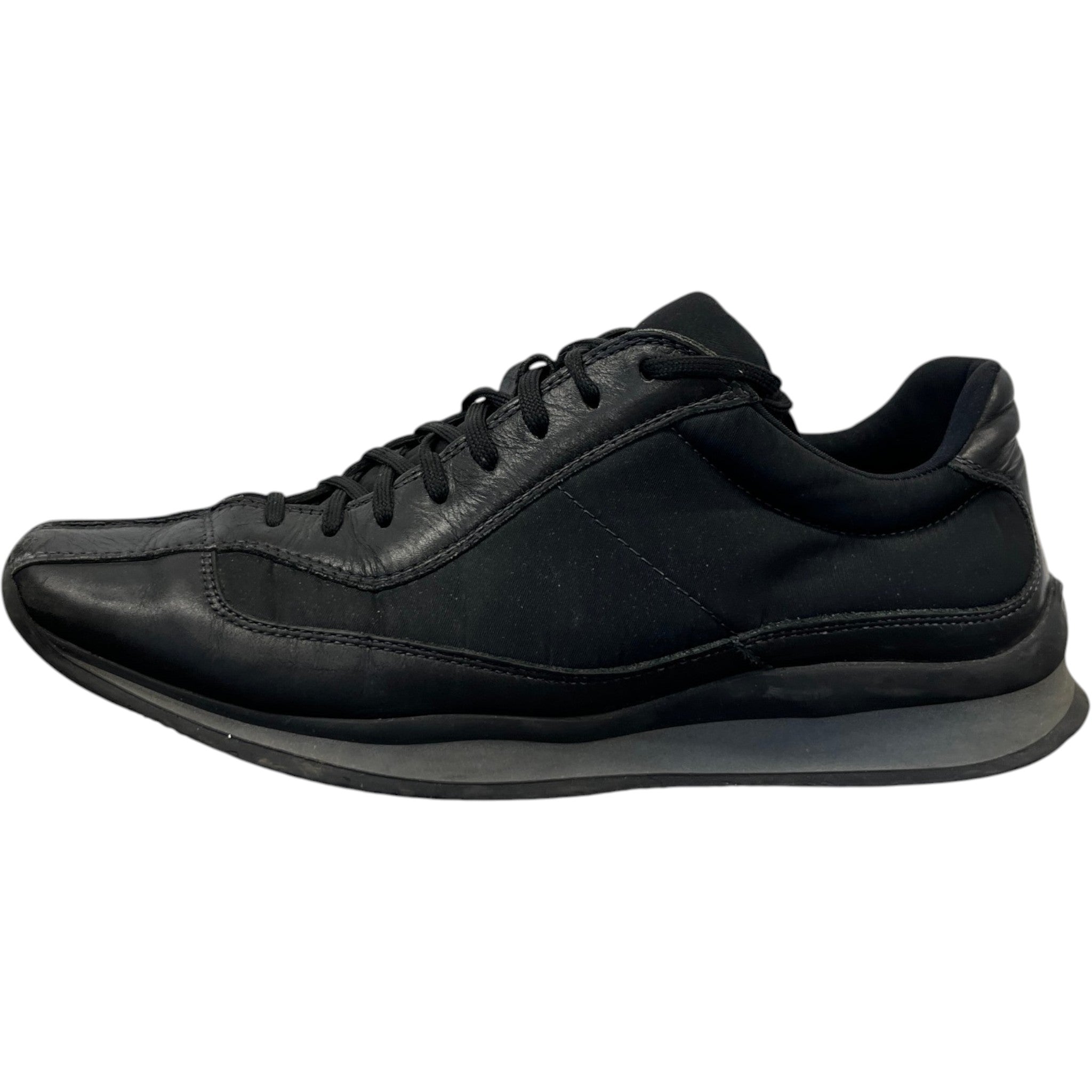 Men's Symbol Low Trainers Black Size EU 41 / UK 7