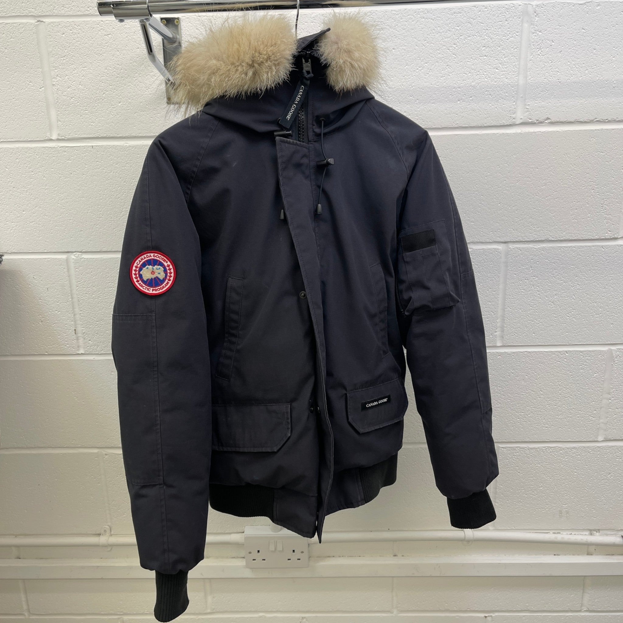 Men's Chilliwack Bomber Down Jacket Navy Size S