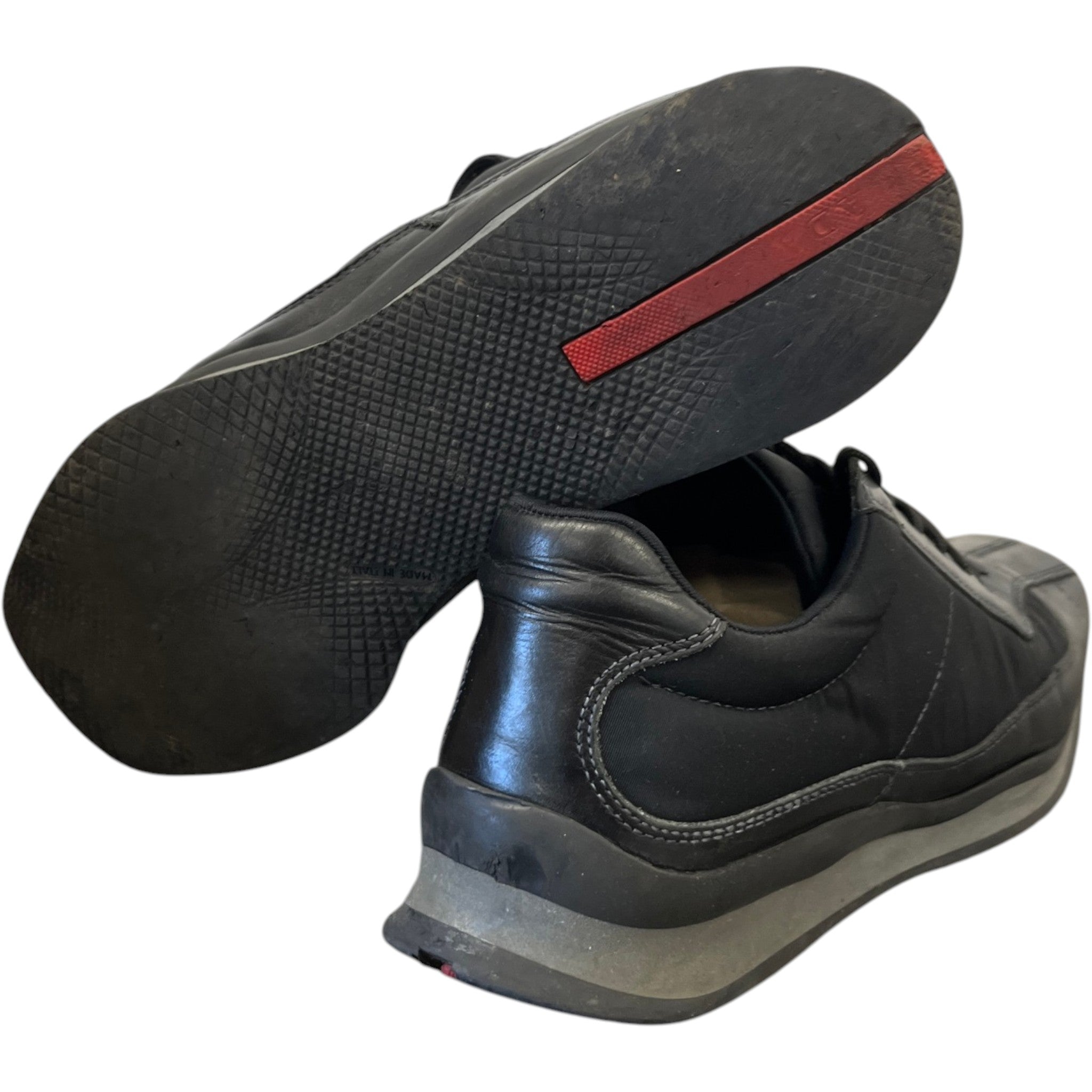 Men's Symbol Low Trainers Black Size EU 41 / UK 7