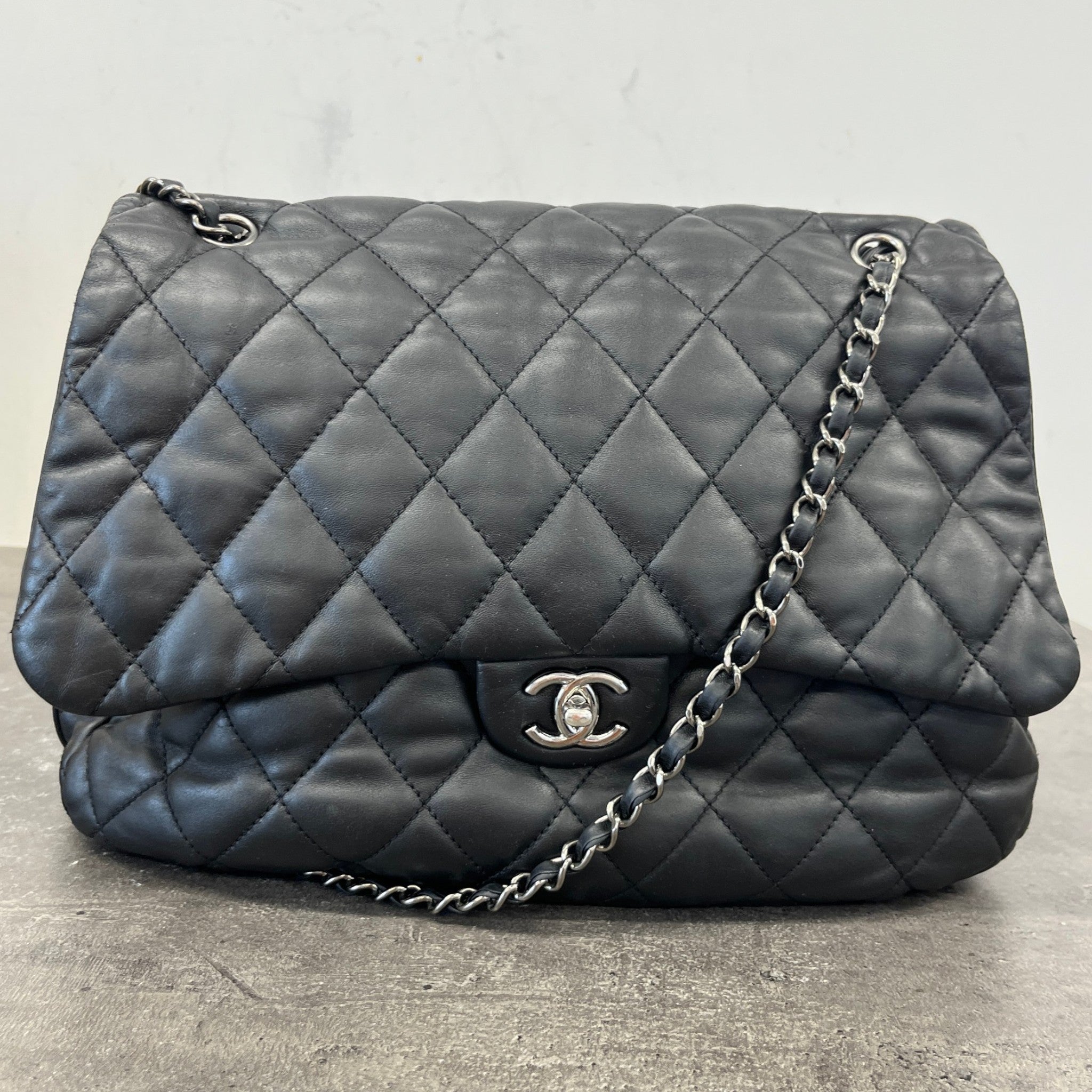 Women's Lambskin 3 Accordion Jumbo Flap Bag Black