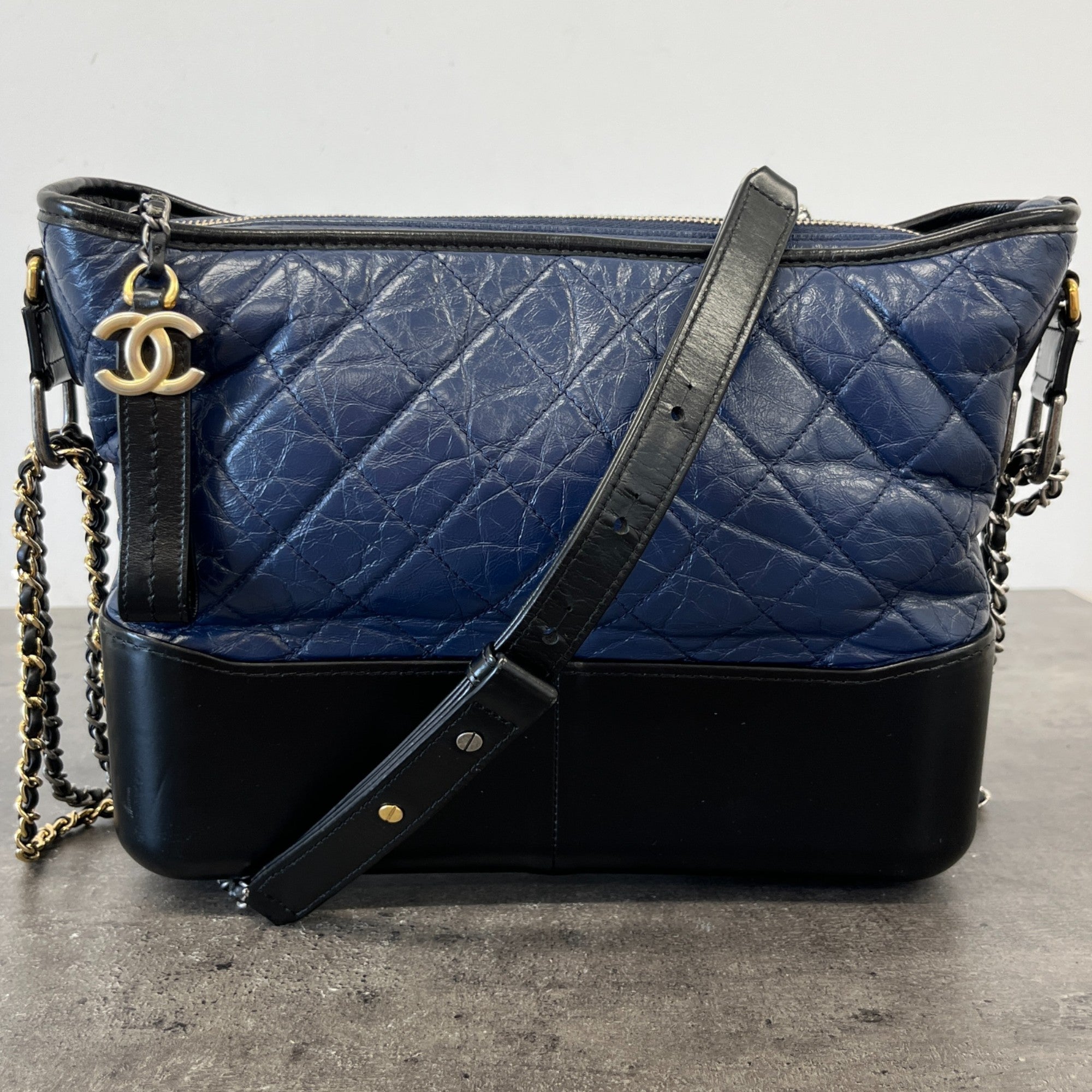 Women's Large Gabrielle Bag Navy