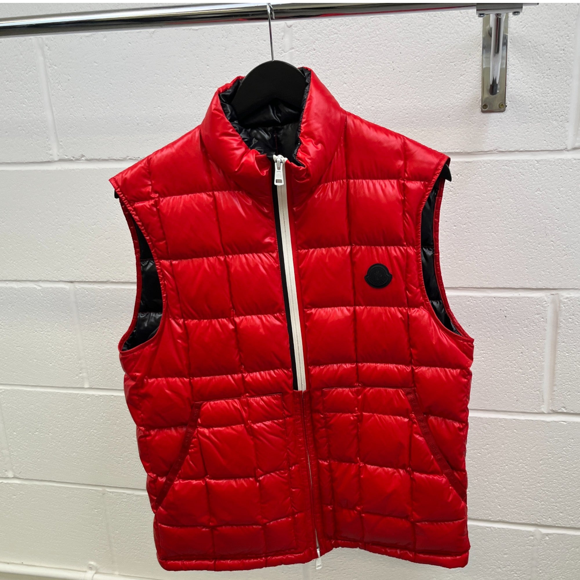 Men's Denain Gilet Red Size 3 / L