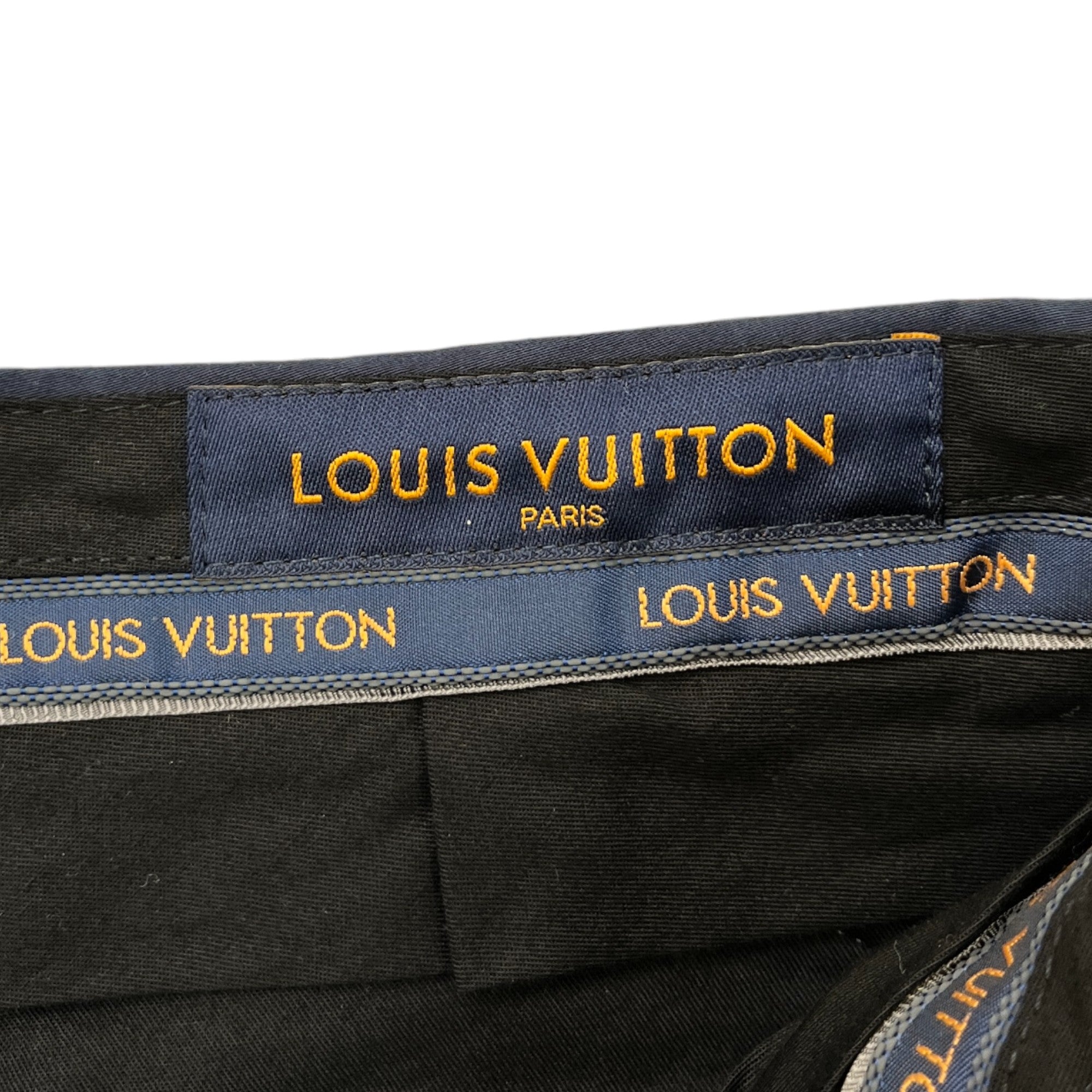 Men's Plaque Logo Buckle Trousers Navy Size IT 56 / UK 40