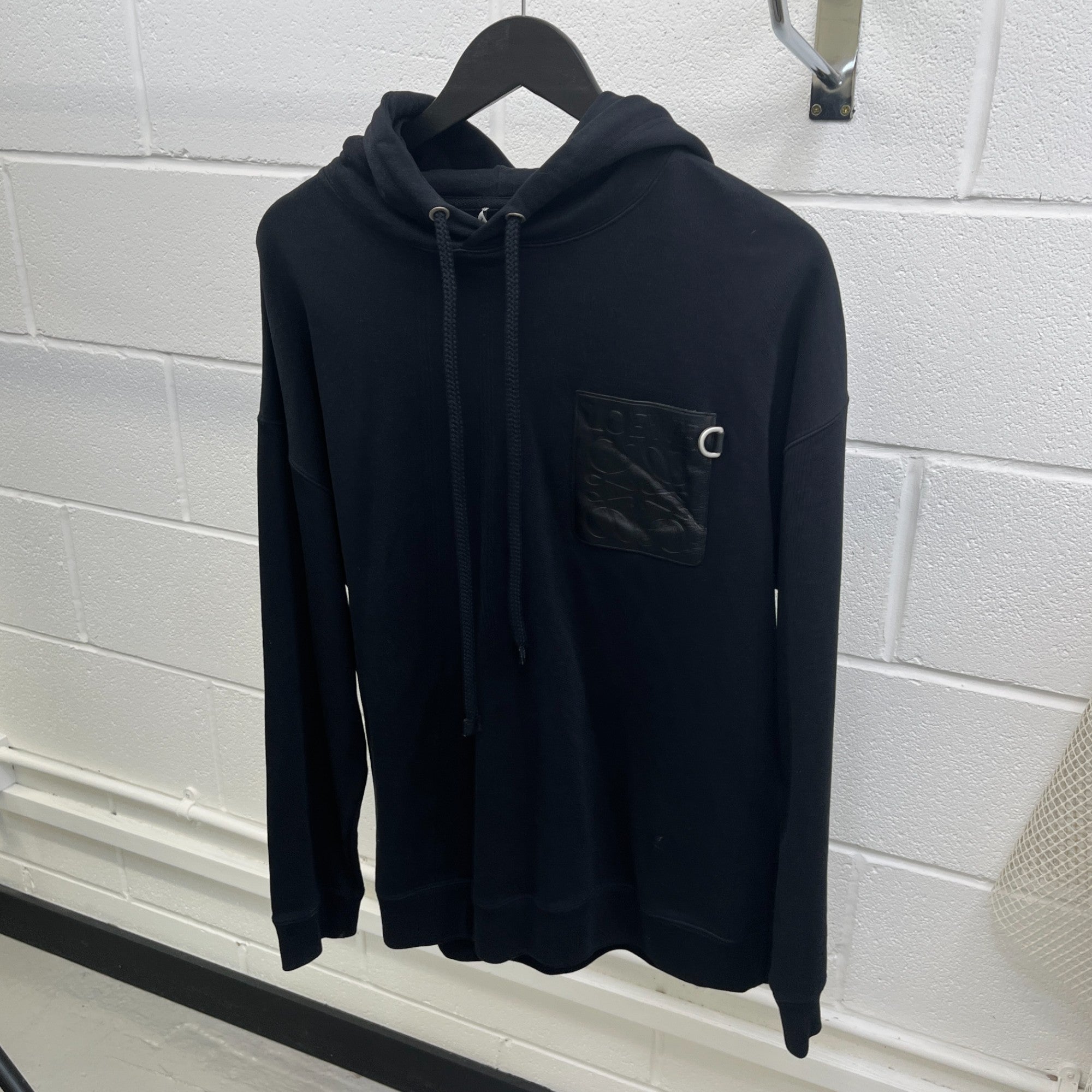 Men's Pocket Logo Print Hoodie Black Size M