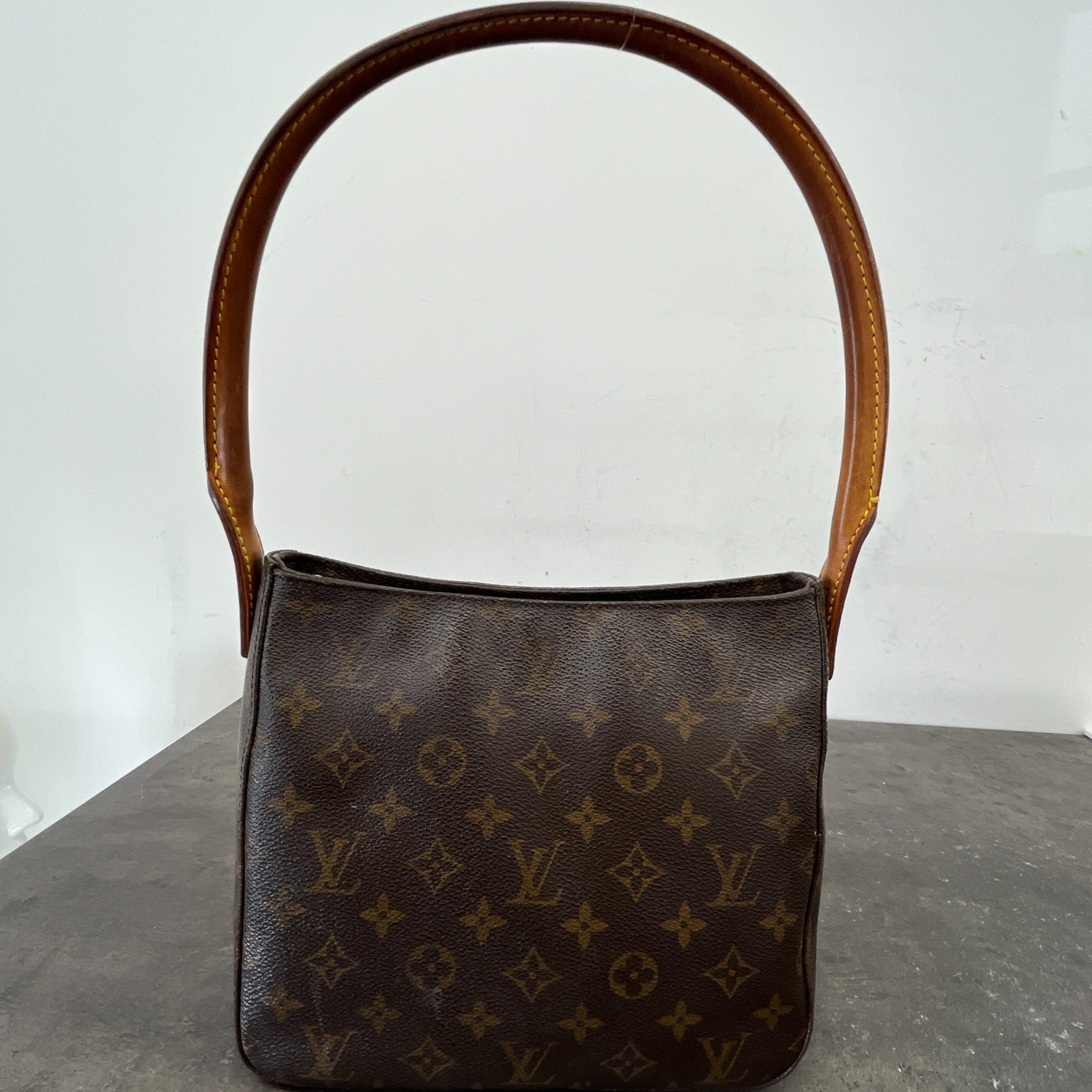 Women's Monogram Looping Mm Shoulder Bag Brown