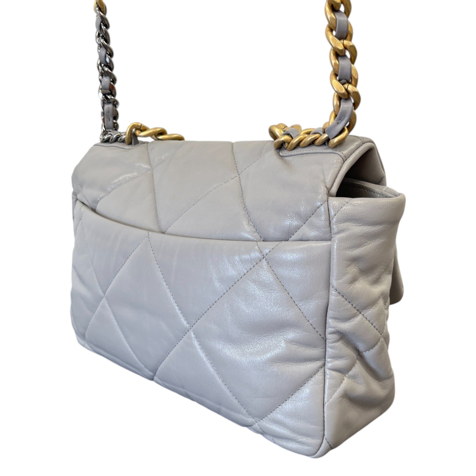 Women's Lambskin Quilted 19 Handbag Grey