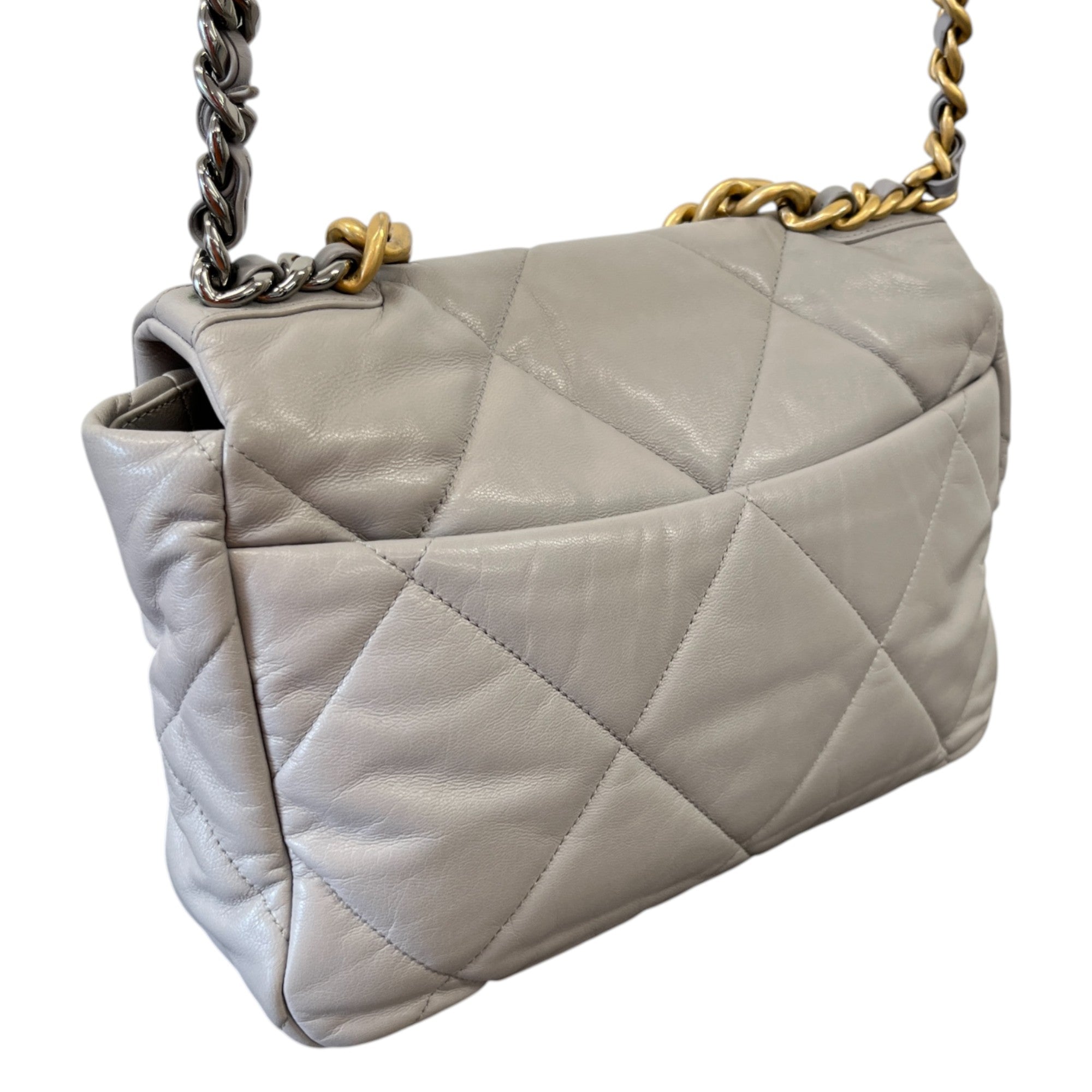 Women's Lambskin Quilted 19 Handbag Grey