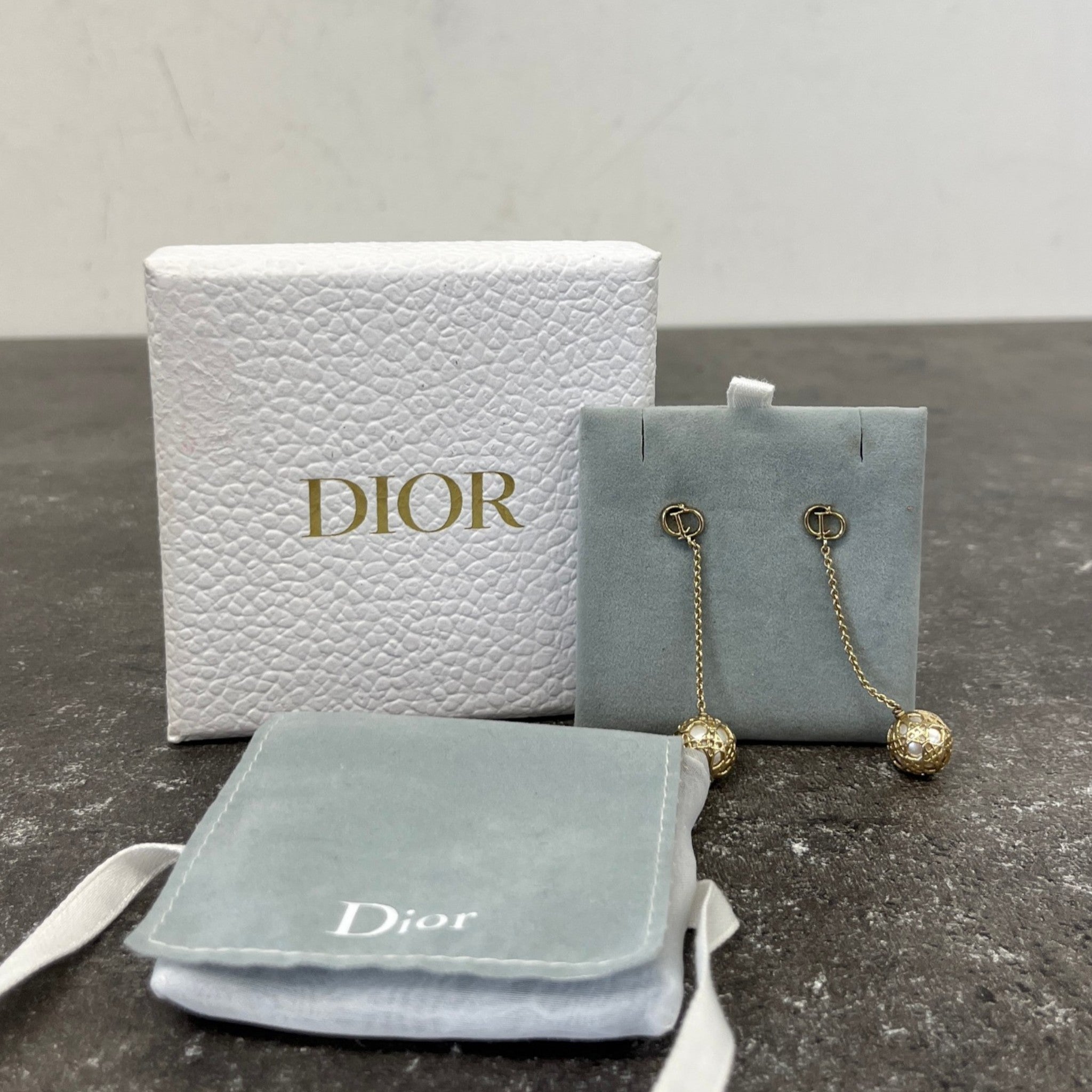 Women's Tribale Earrings Gold