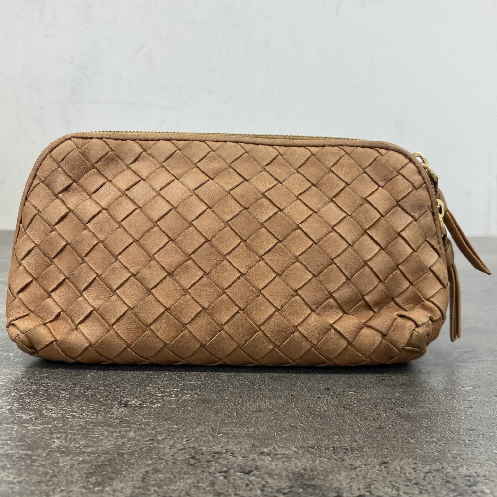 Women's Intrecciato Pouch Beige