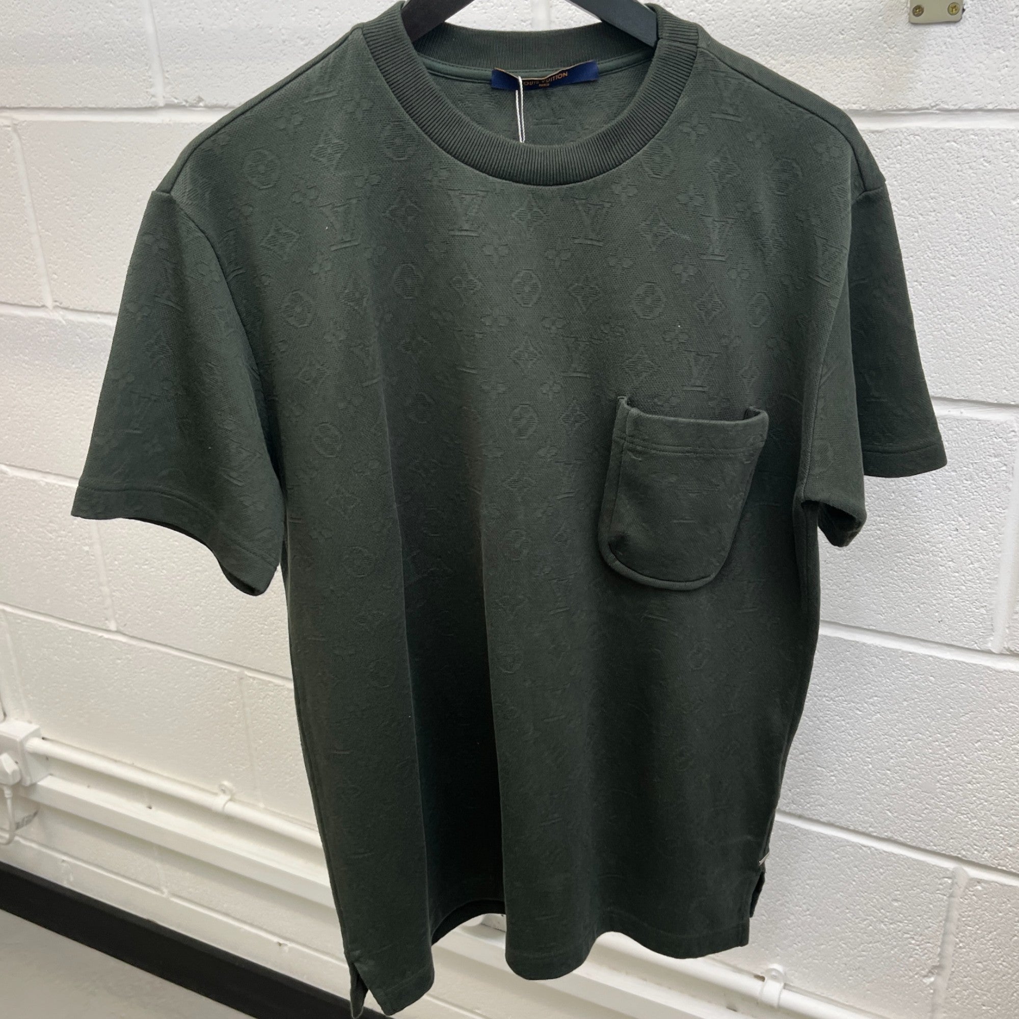 Men's Monogram Signature 3D Pocket T-Shirt Khaki Size S