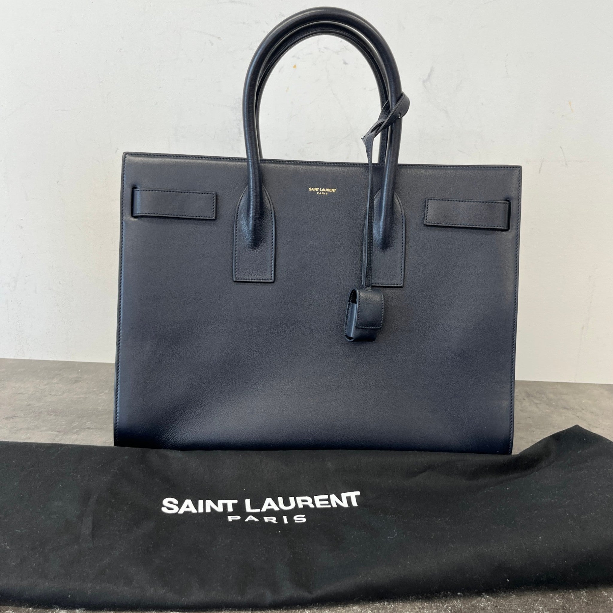 Women's Large Sac De Jour Handbag Navy