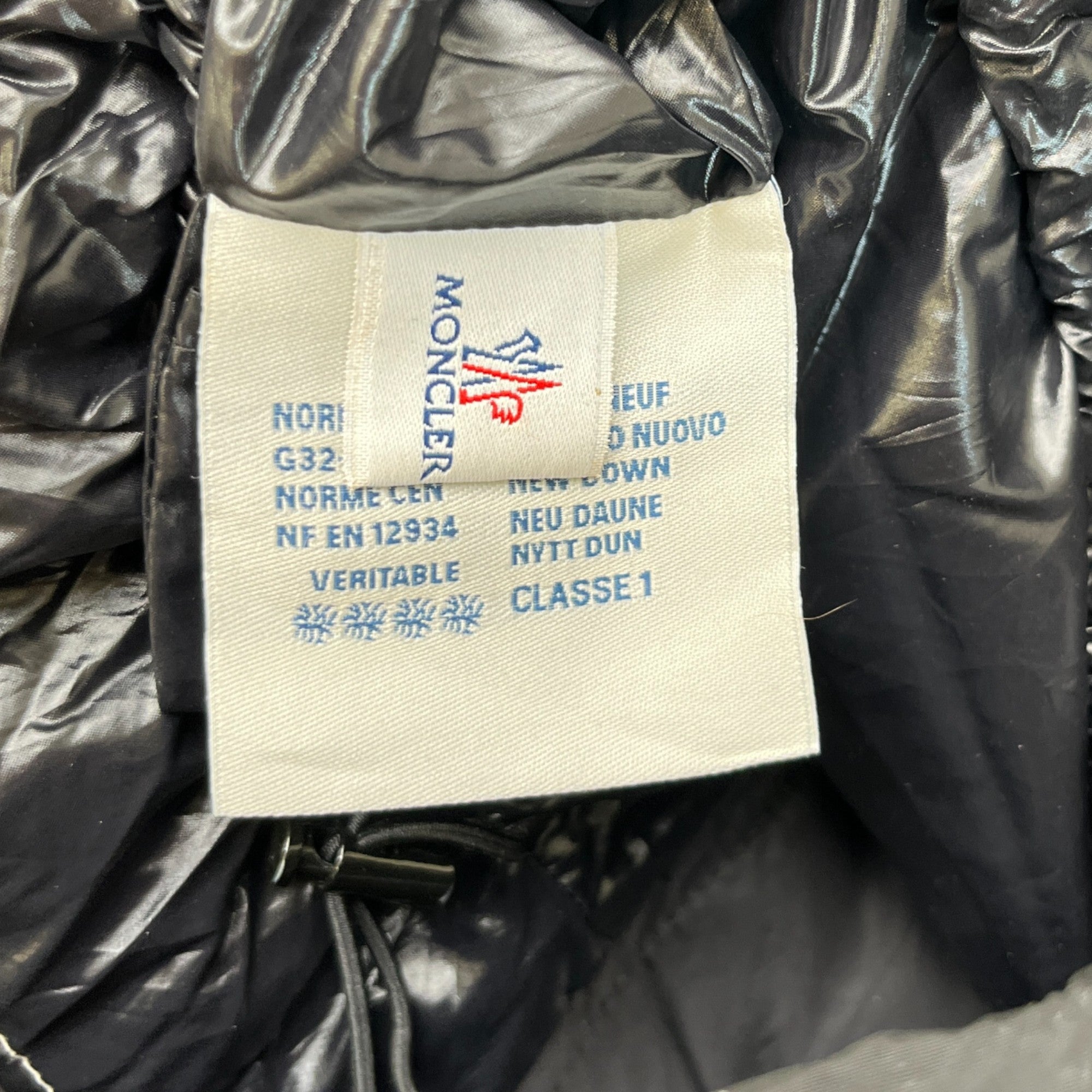 Women's Gene Down Jacket Black Size 3 / UK 14