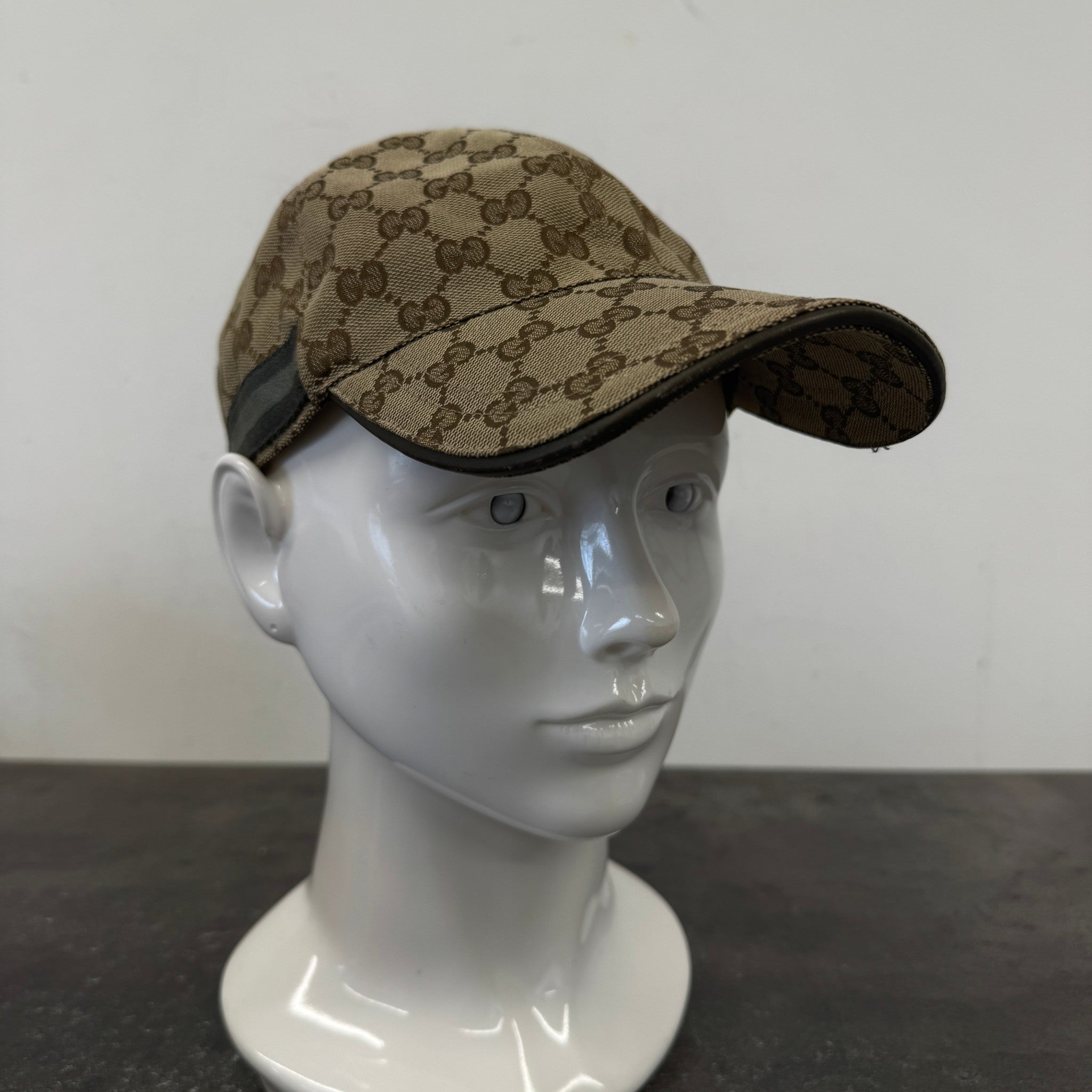 Men's Gg Supreme Cap Beige Size XL