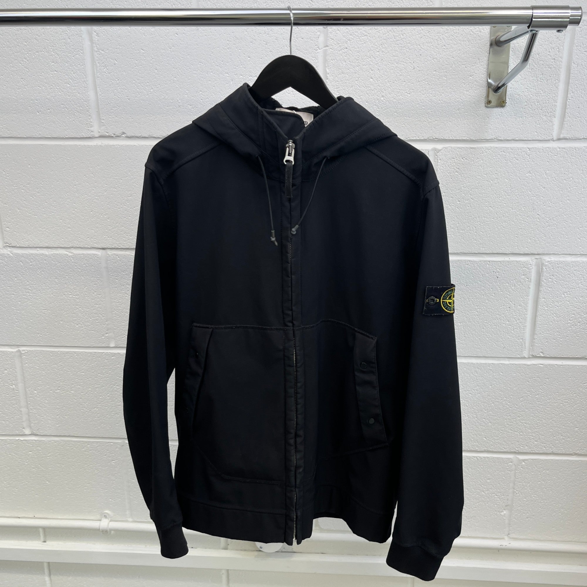 Men's Applique Logo Soft Shell R Jacket Black Size XL