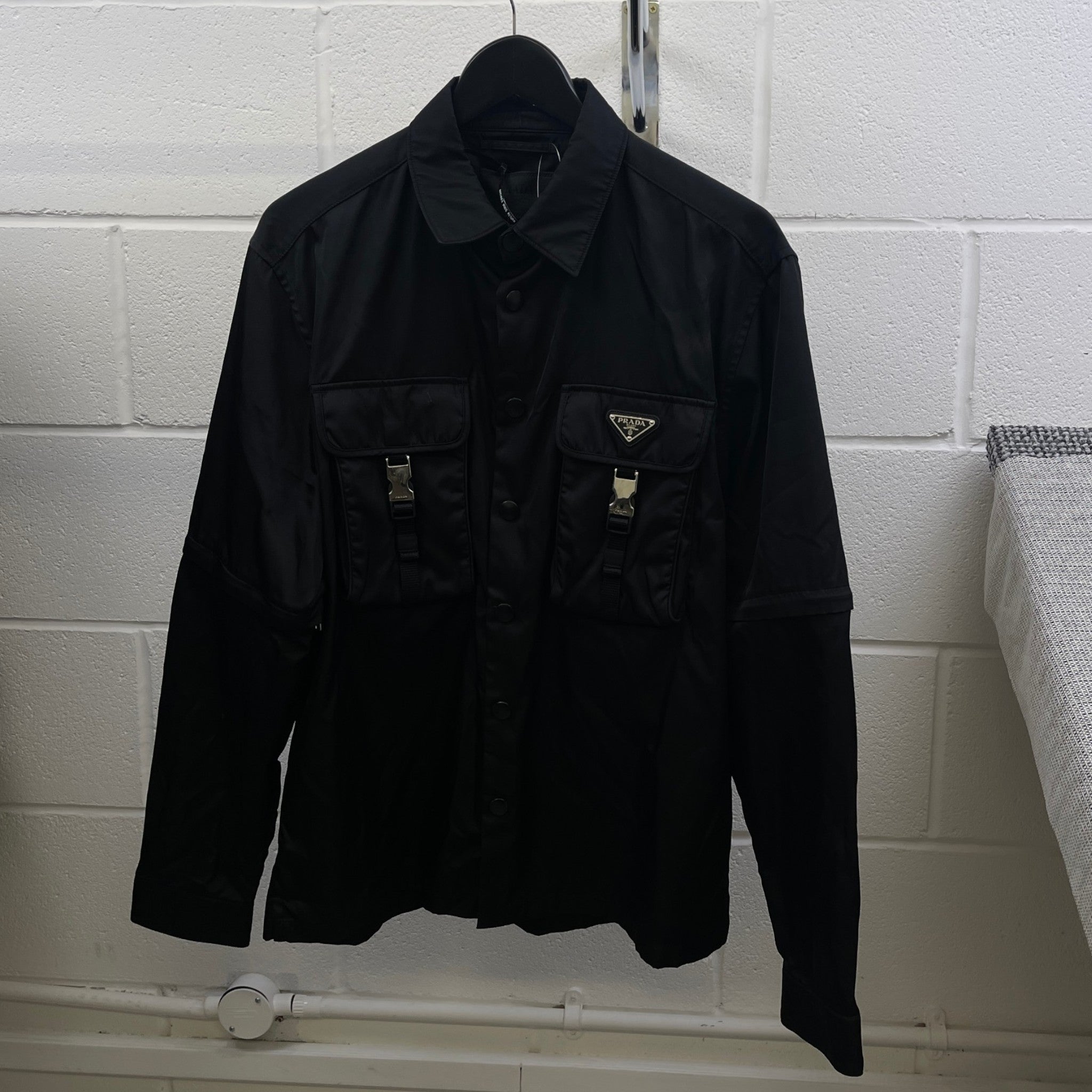 Men's Re-Nylon Plaque Logo OverShirt Black Size M