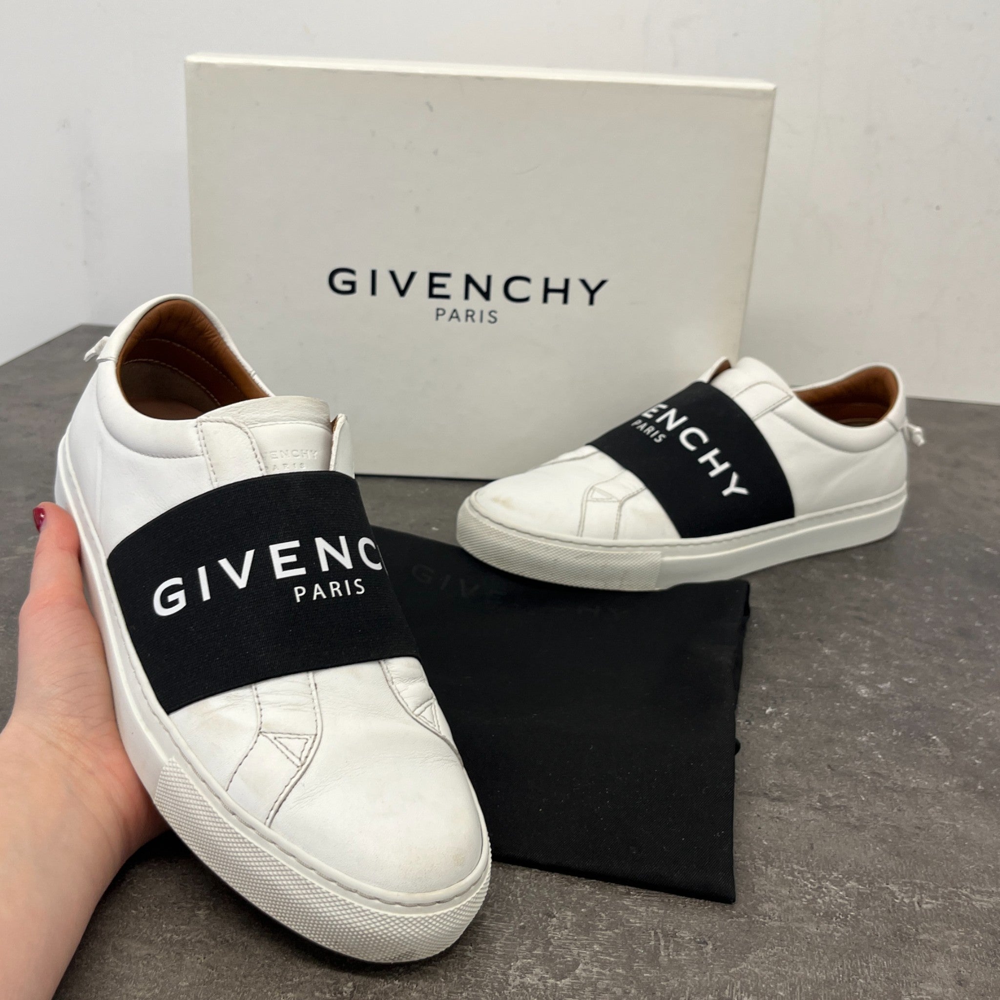 Women's Logo Print Low Trainers White Size EU 39 / UK 6