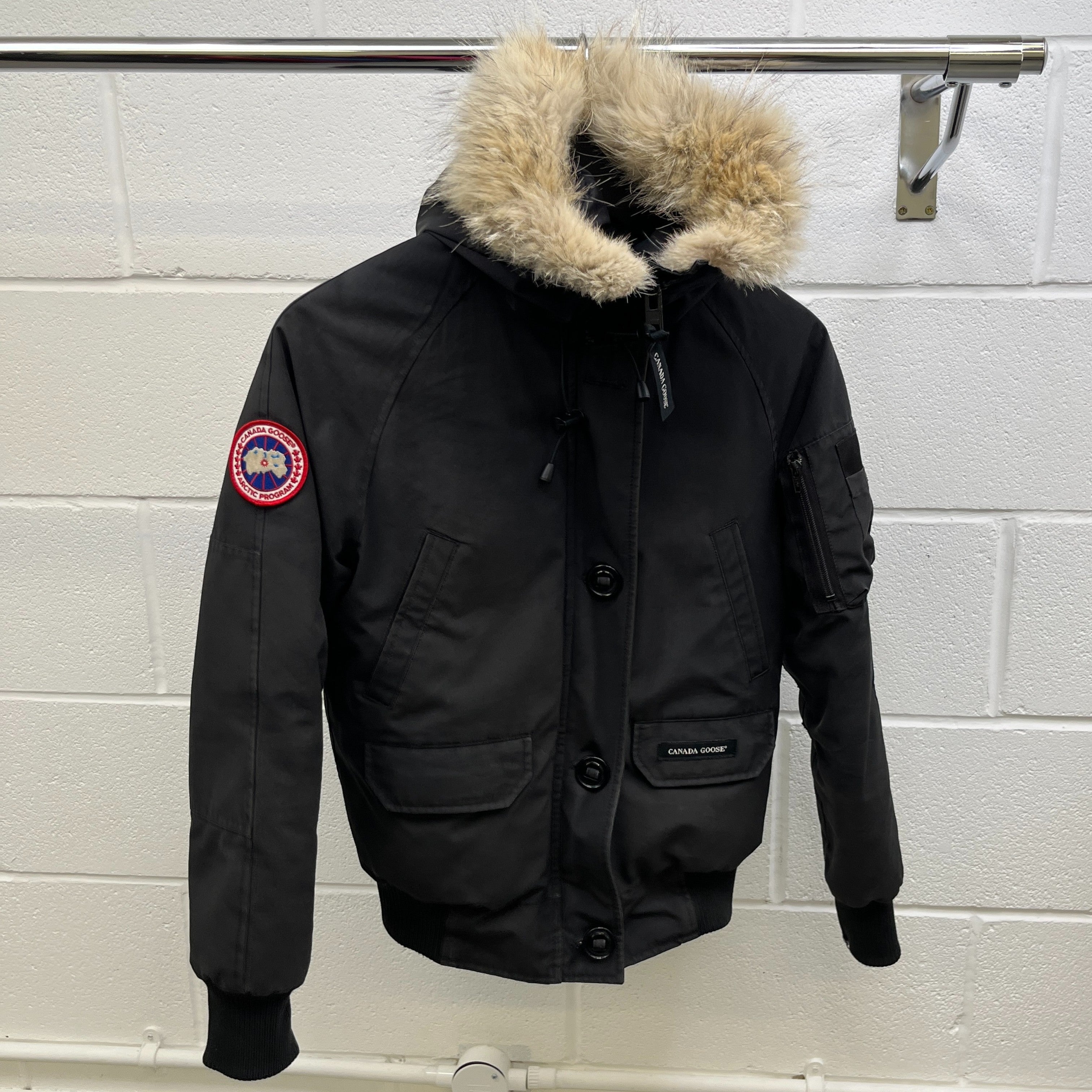 Women's Chilliwack Bomber Down Jacket Black Size XS