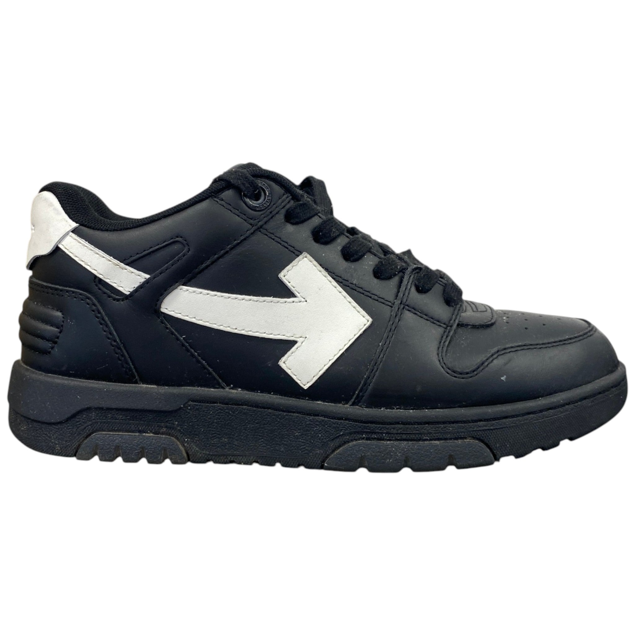 Men's Out Of Office Low Trainers Black Size EU 40 / UK 6