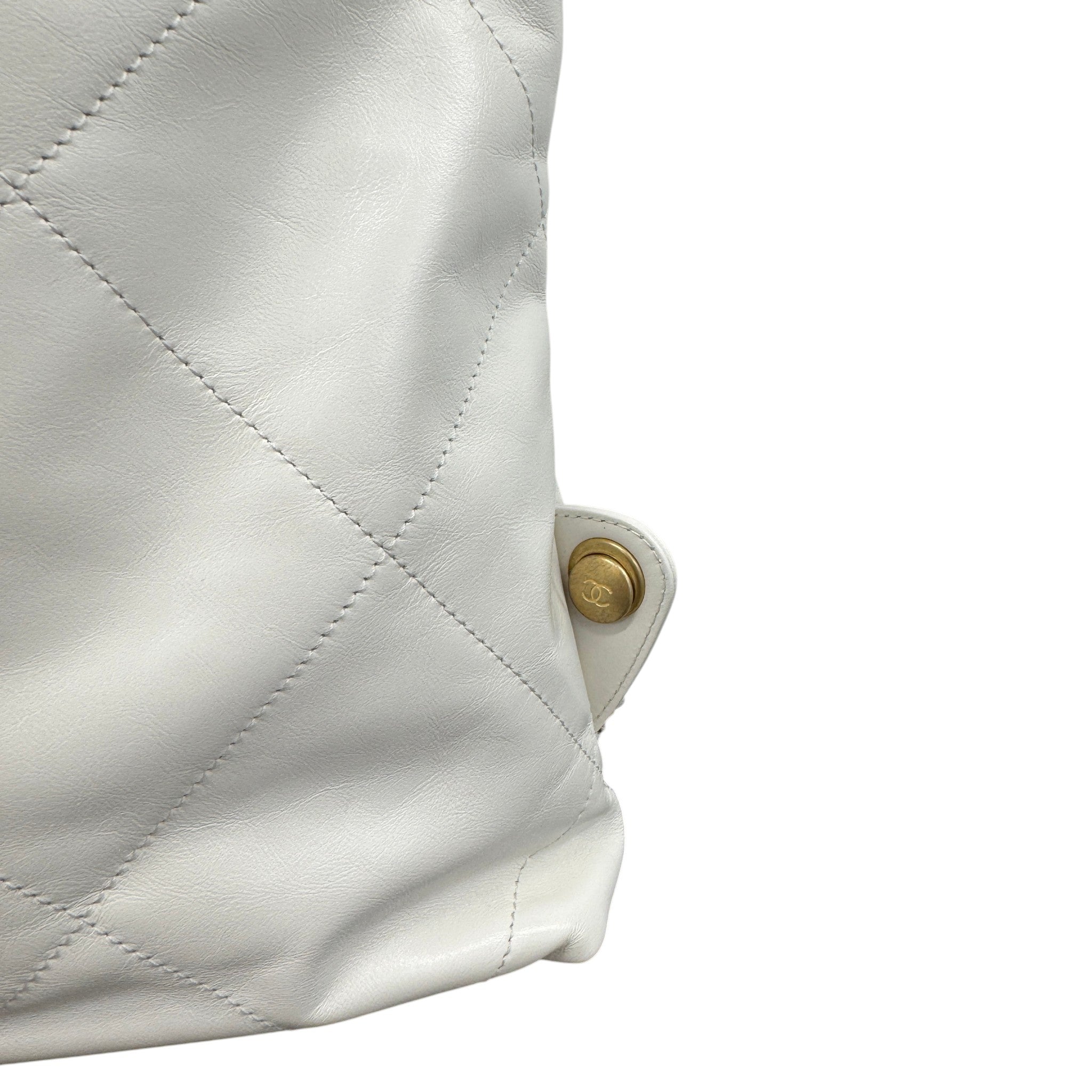 Women's 22 Backpack White