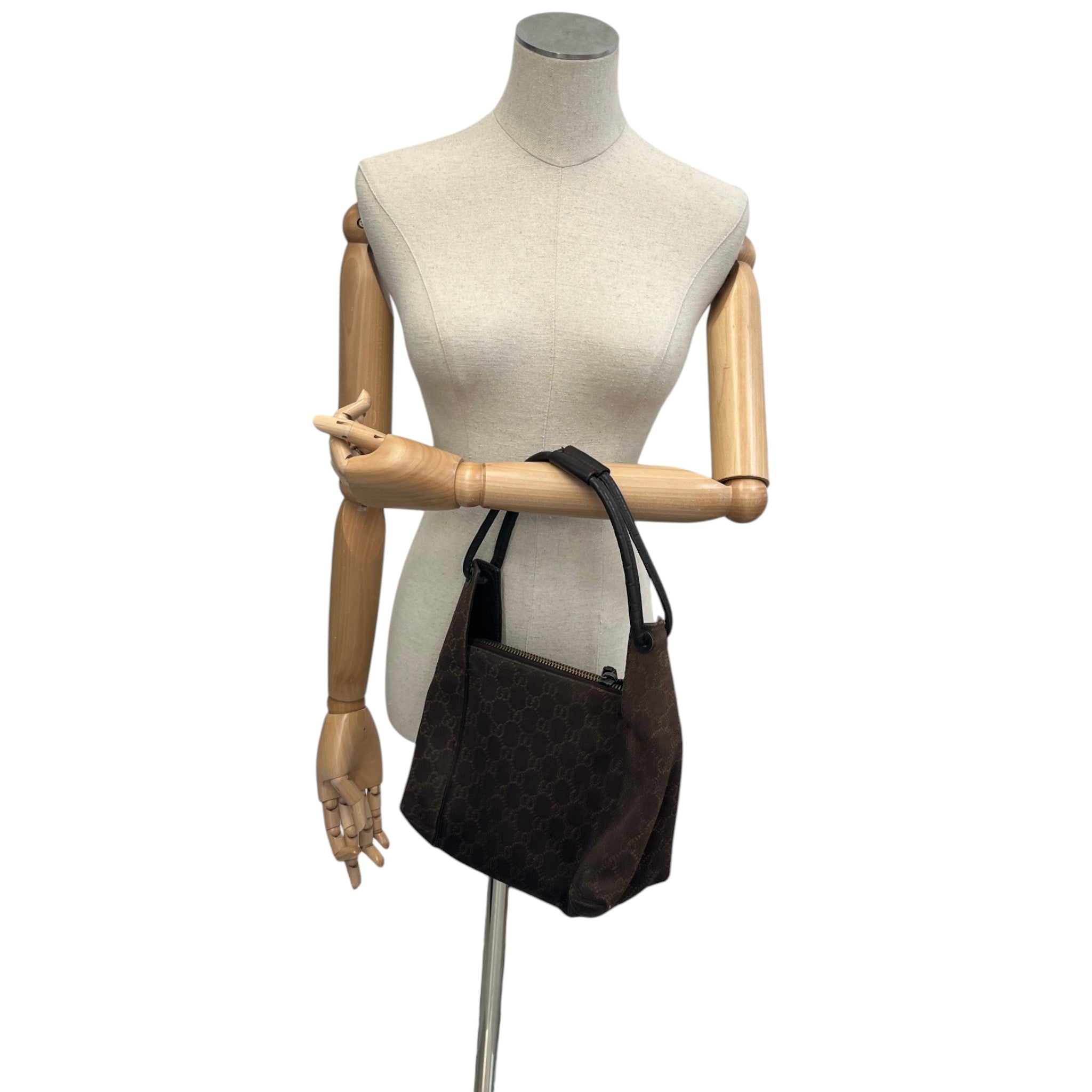 Women's Gg Supreme Hobo Handbag Brown