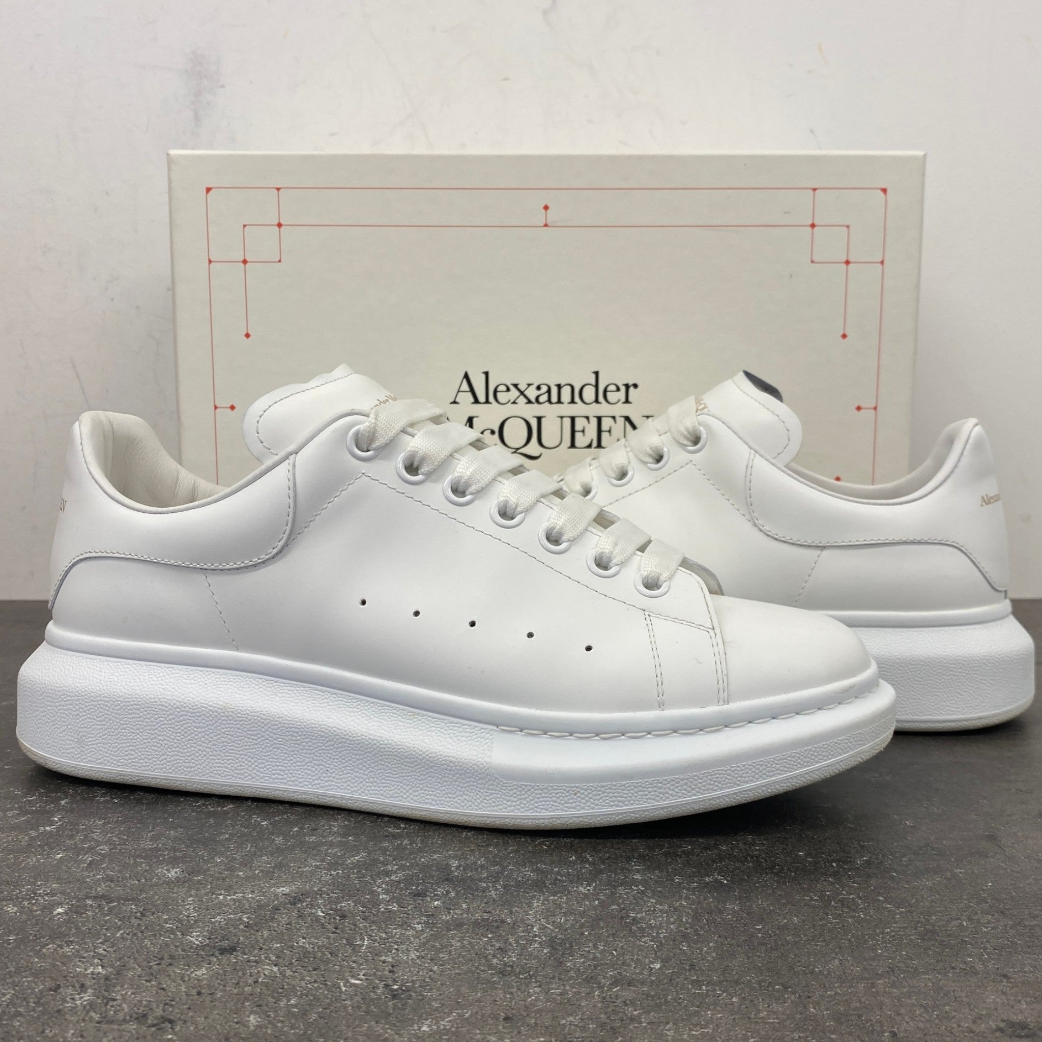 Men's Oversized Low Trainers White Size EU 43 / UK 9