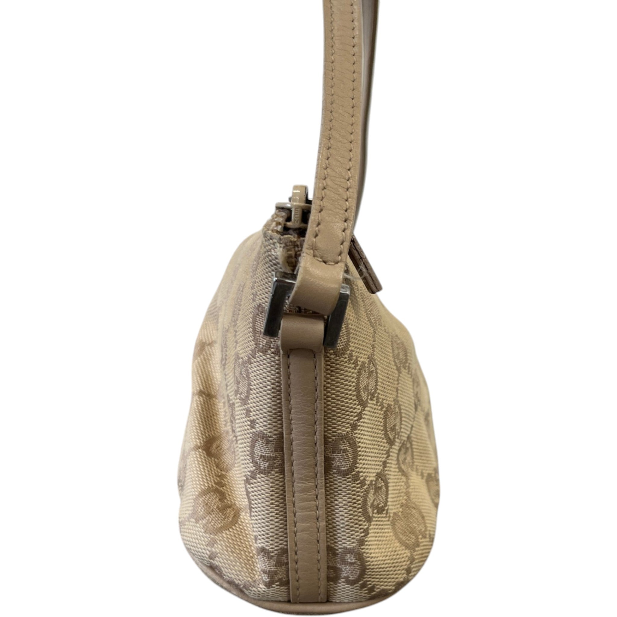 Women's Gg Canvas Boat Handbag Beige