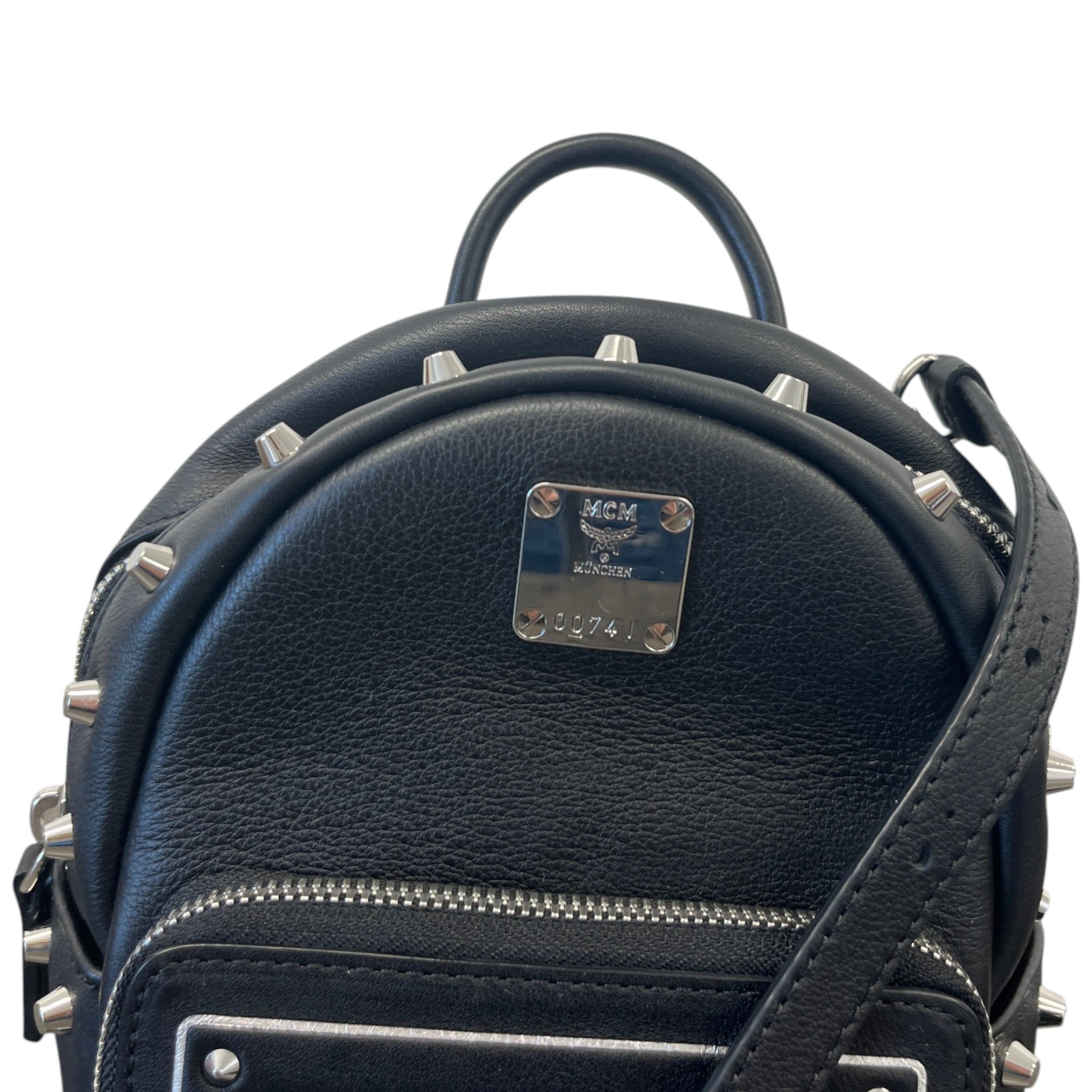 Women's Small Stark Bebe Boo Backpack Black