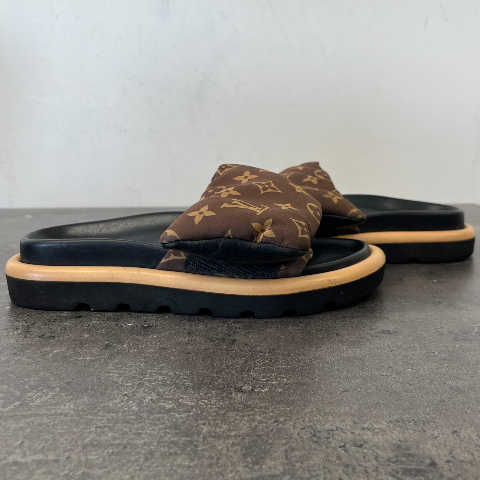 Women's Monogram Pool Pillow Slides Brown Size EU 36 / UK 3