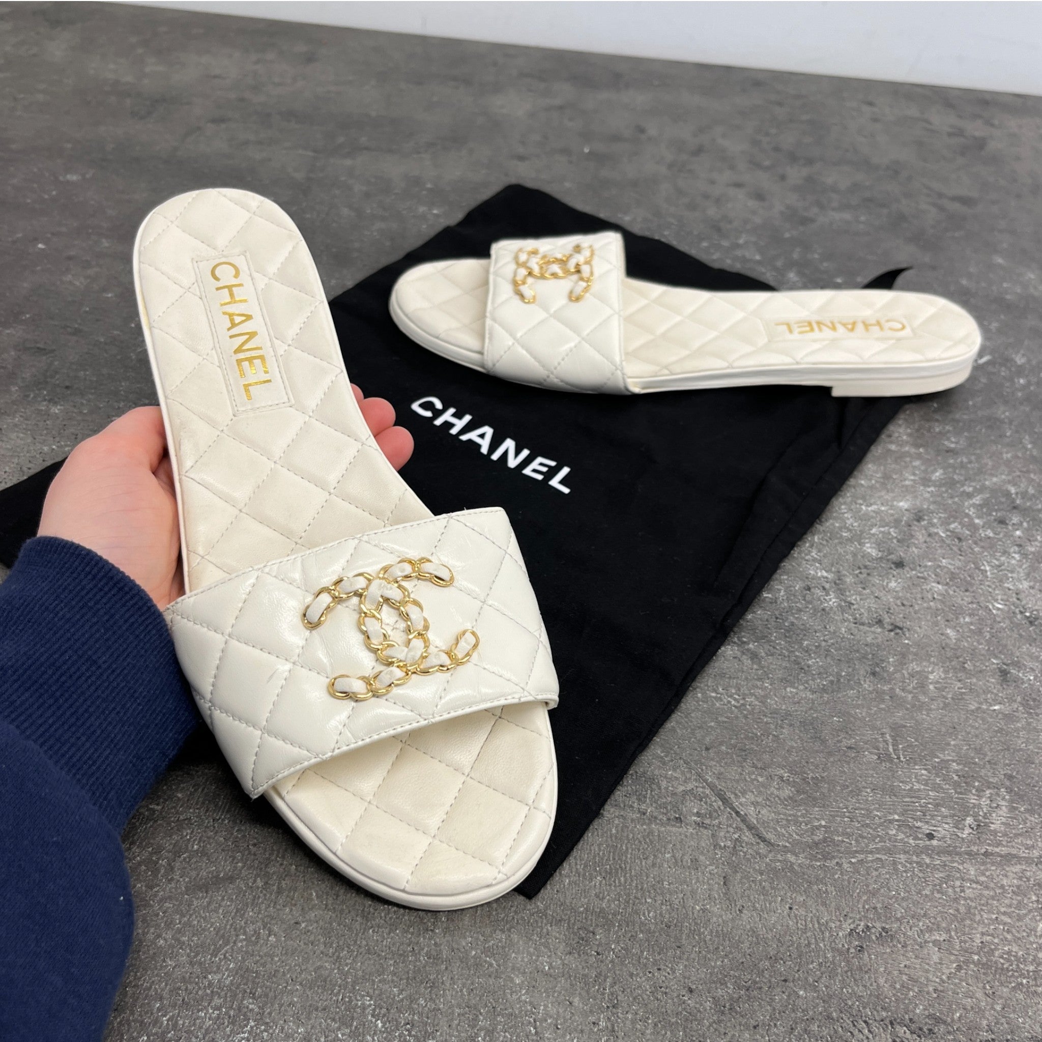 Women's Cc Logo Slides White Size EU 39 / UK 6