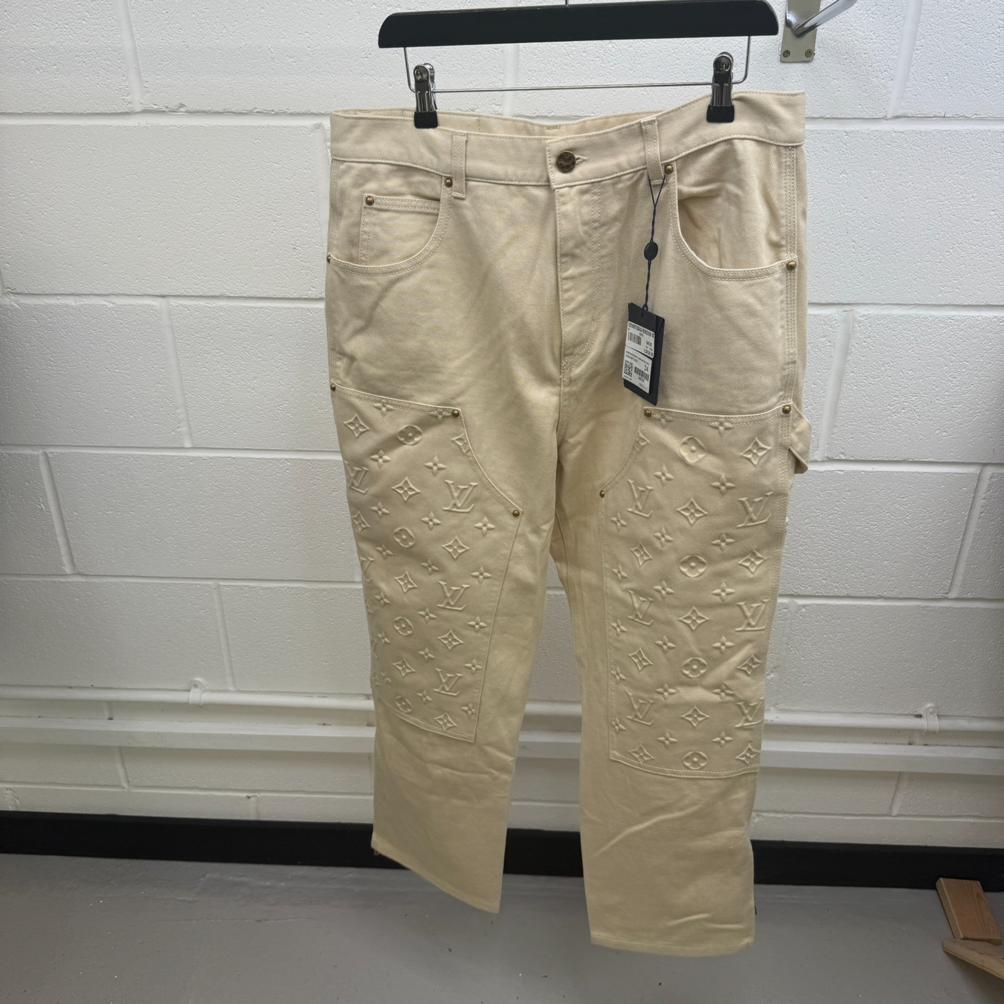 Men's Monogram Workwear Jeans Cream Size Waist 34"