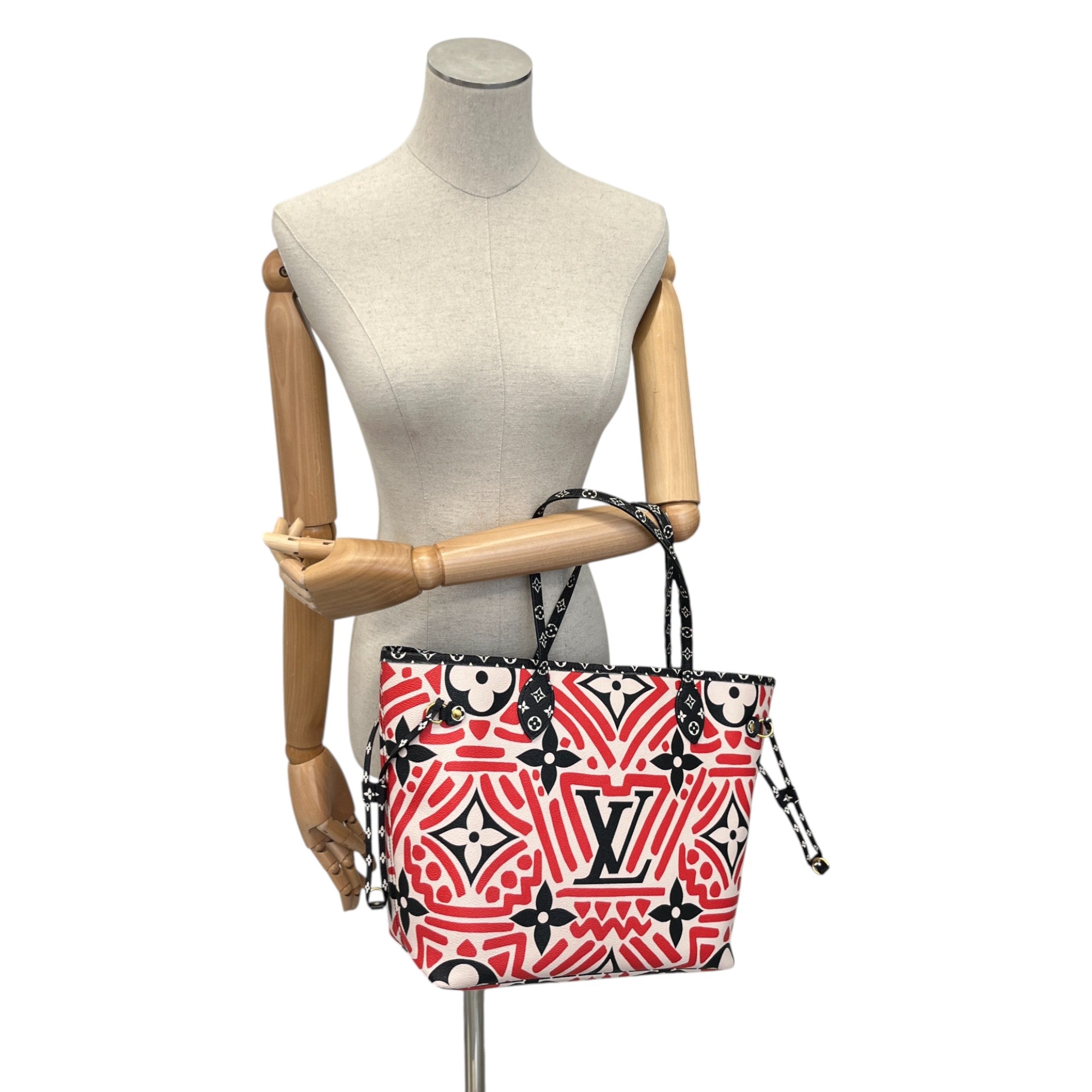 Women's Monogram Giant Crafty Neverfull Mm Creme Rouge Bag Red