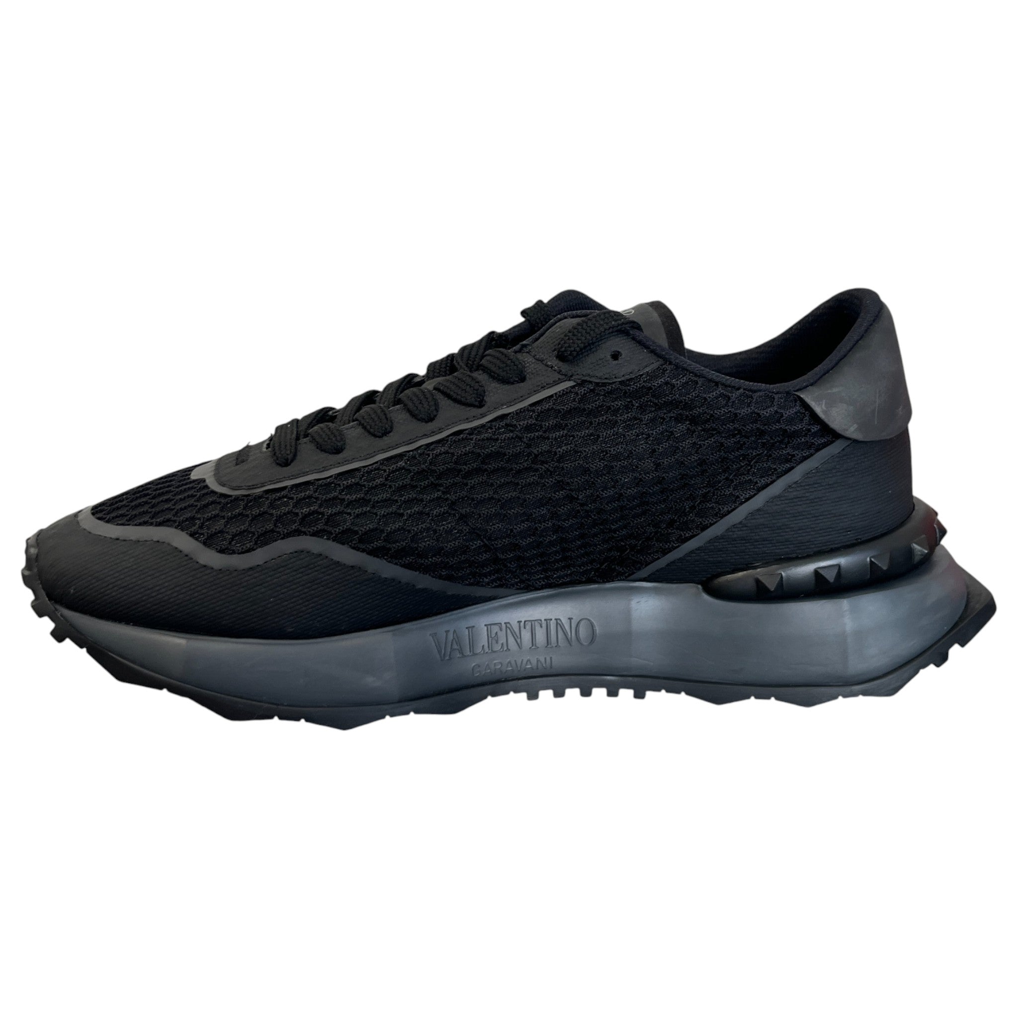 Men's Netrunner Low Trainers Black Size EU 42 / UK 8