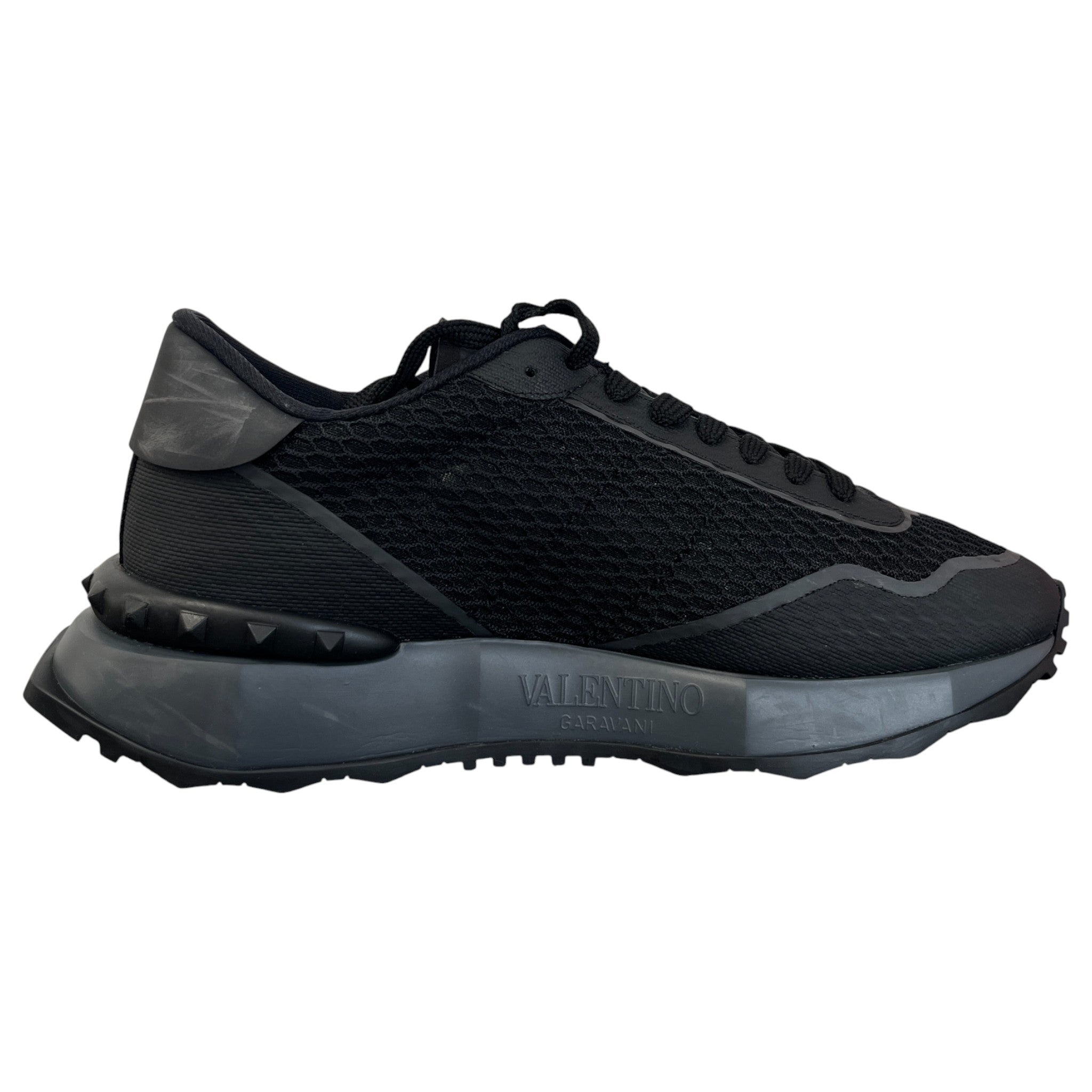 Men's Netrunner Low Trainers Black Size EU 42 / UK 8
