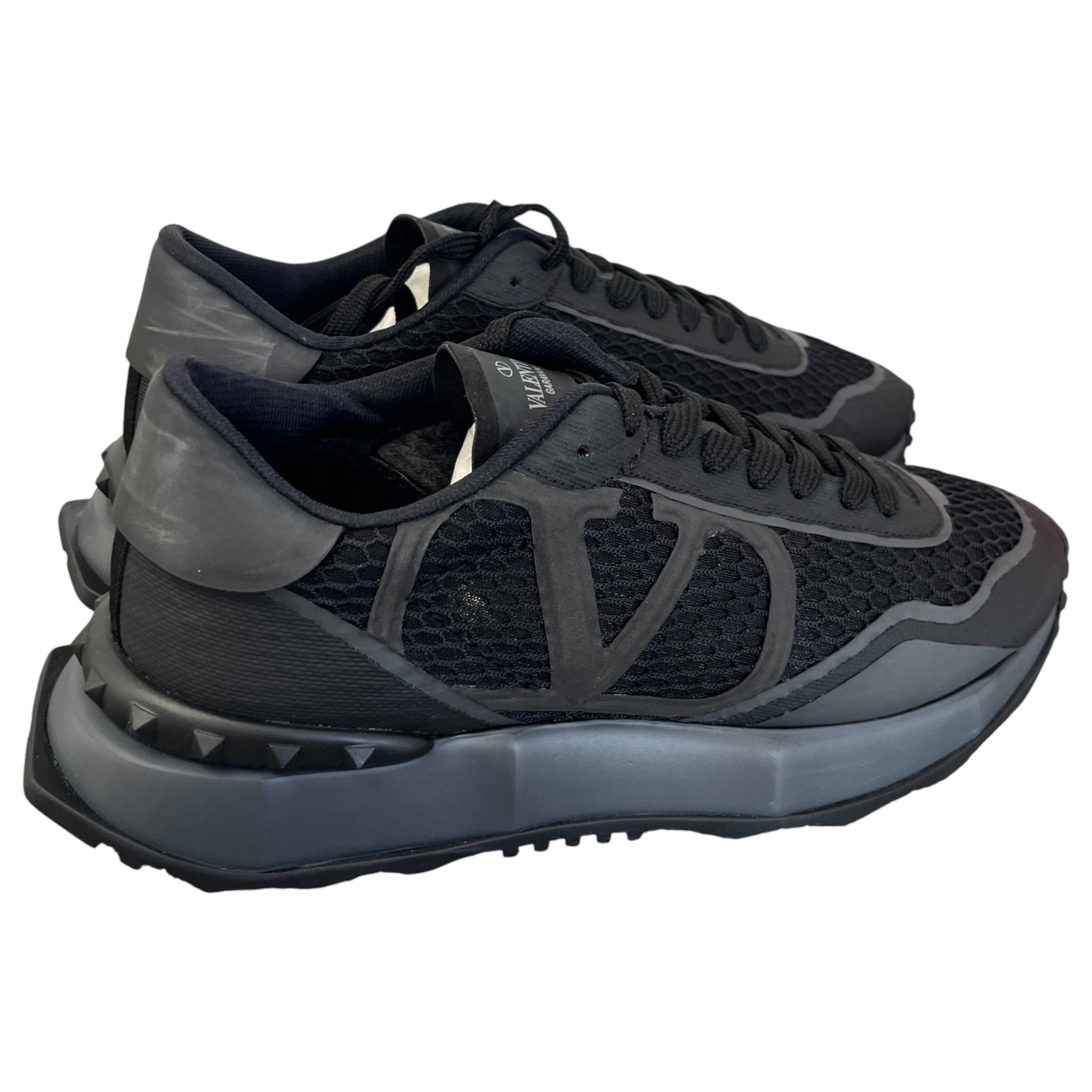 Men's Netrunner Low Trainers Black Size EU 42 / UK 8