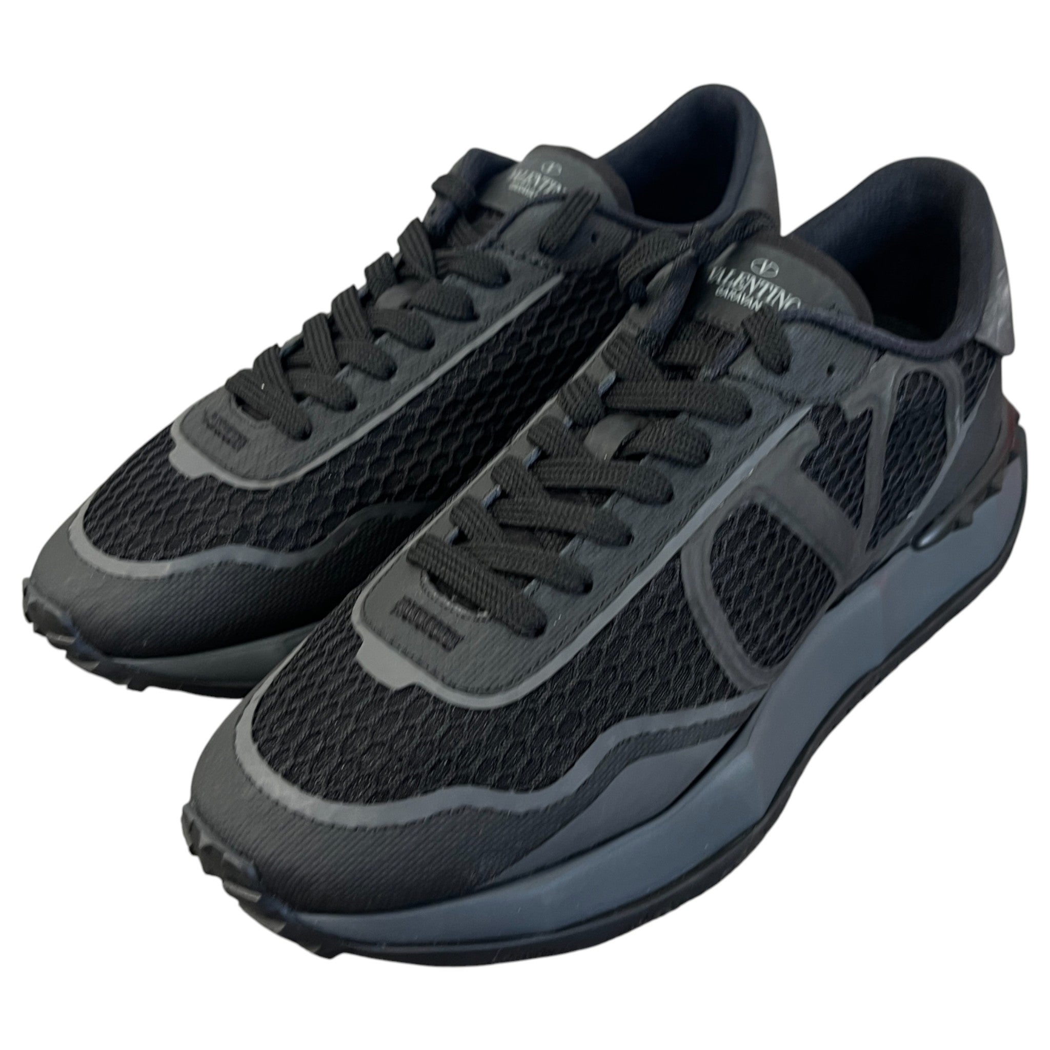 Men's Netrunner Low Trainers Black Size EU 42 / UK 8
