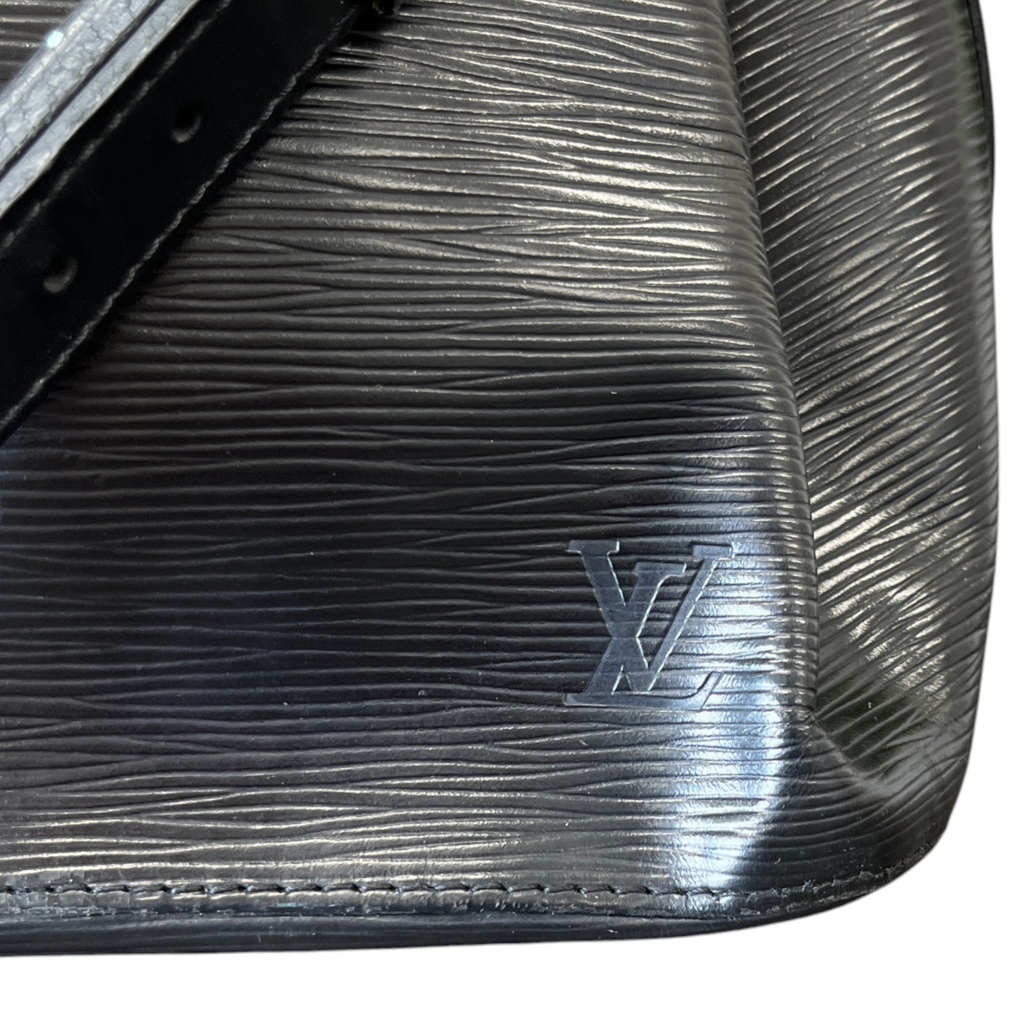 Women's Epi Noe Petit Bag Black