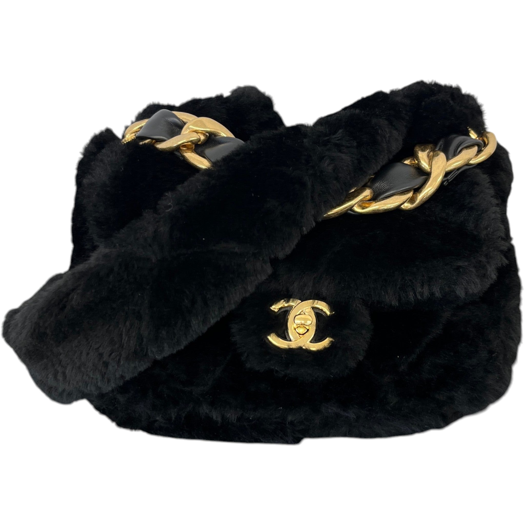 Women's 2022 Coconing Flap Bag Black