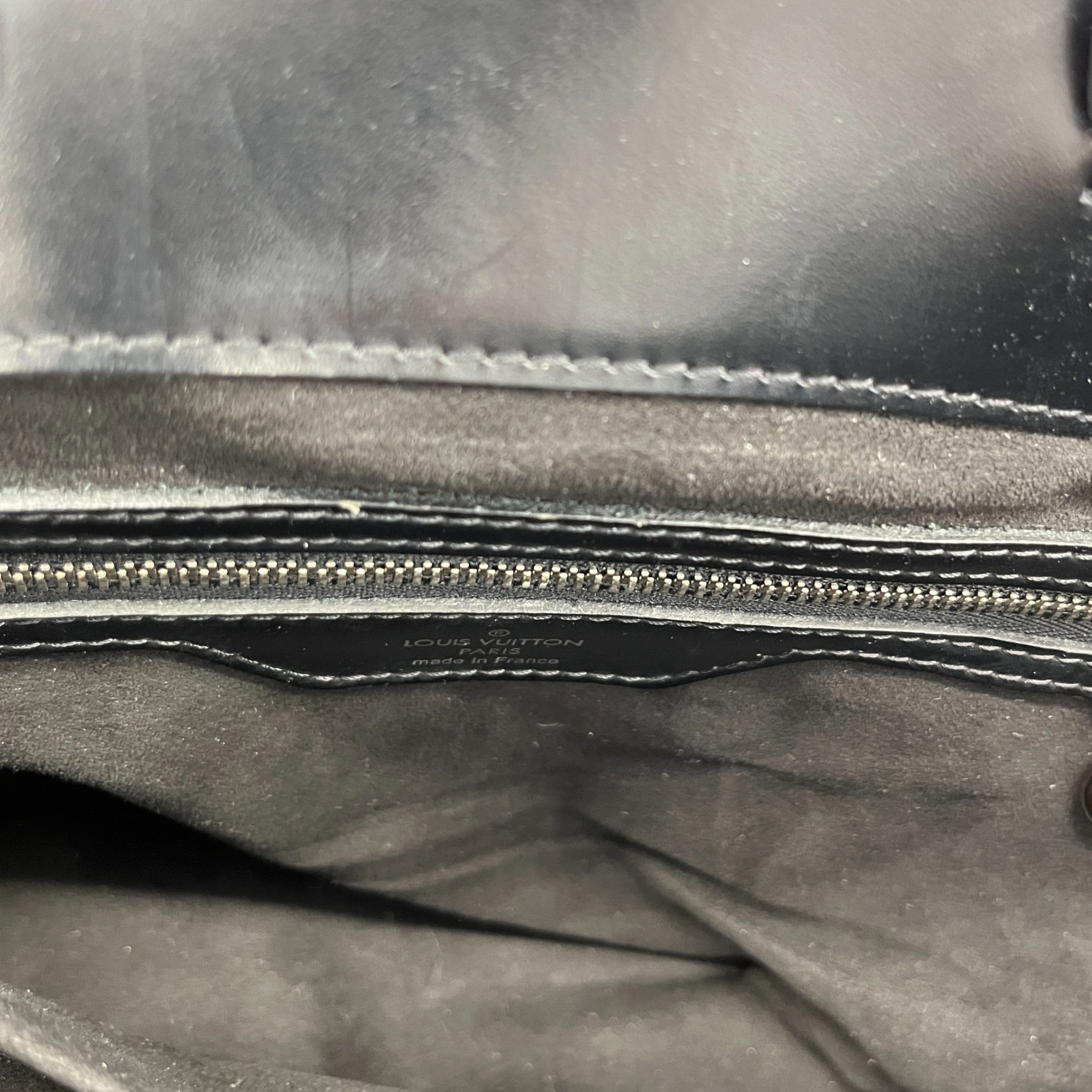 Women's Epi Mirabeau Pm Handbag Black