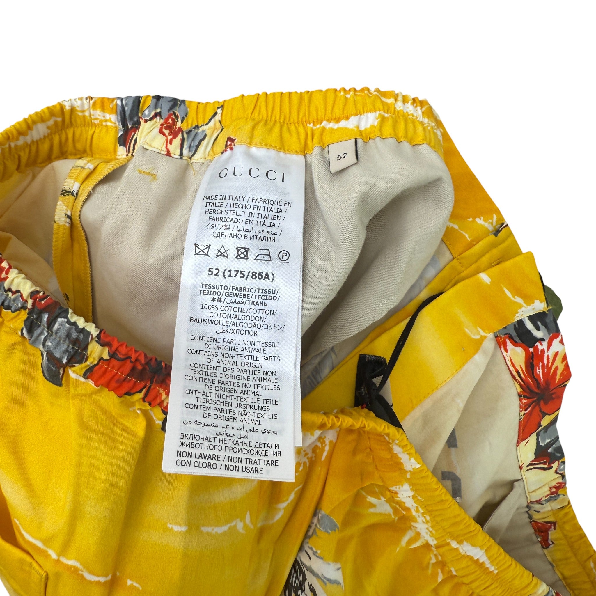 Men's Ocean Palms Print Shorts Yellow Size IT 52 / UK 36