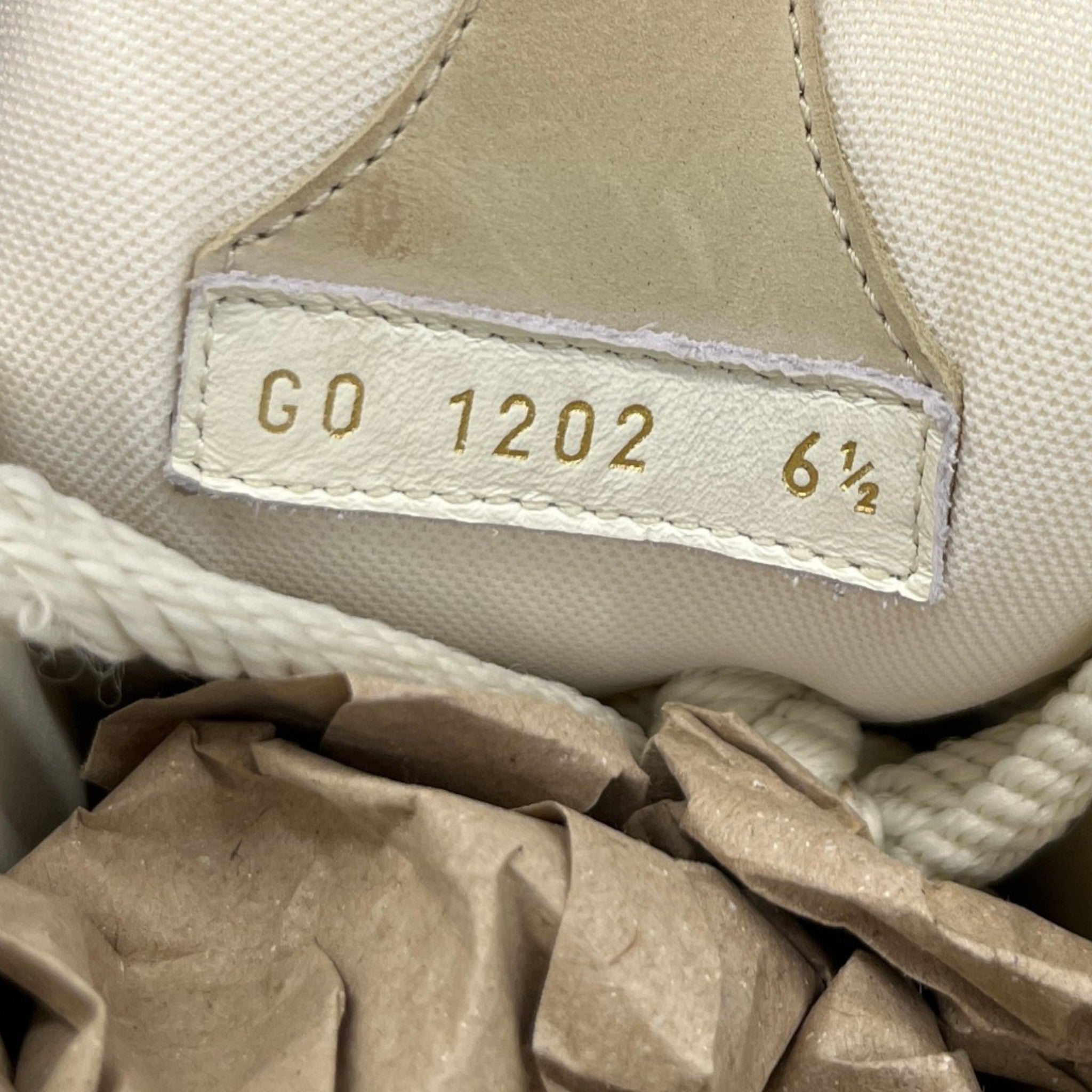 Men's Lv Skate Low Trainers Beige Size EU 40.5 / UK 6.5