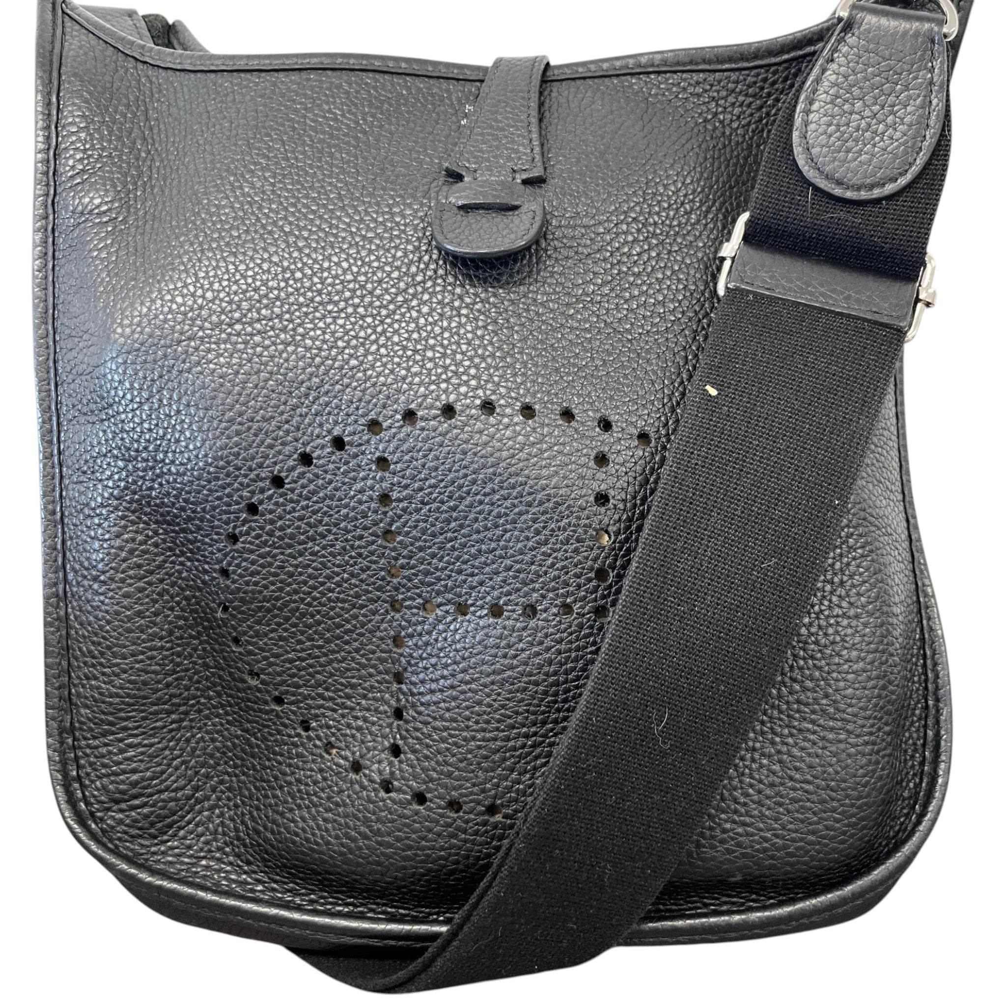Women's Evelyne Iii 29 Messenger Bag Black