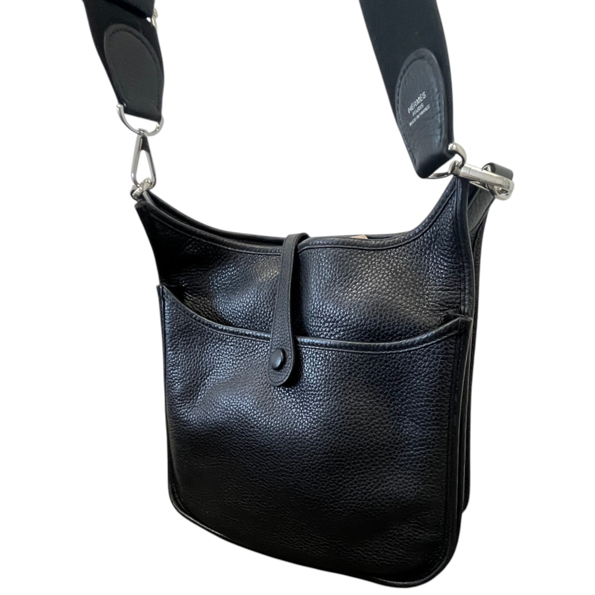 Women's Evelyne Iii 29 Messenger Bag Black