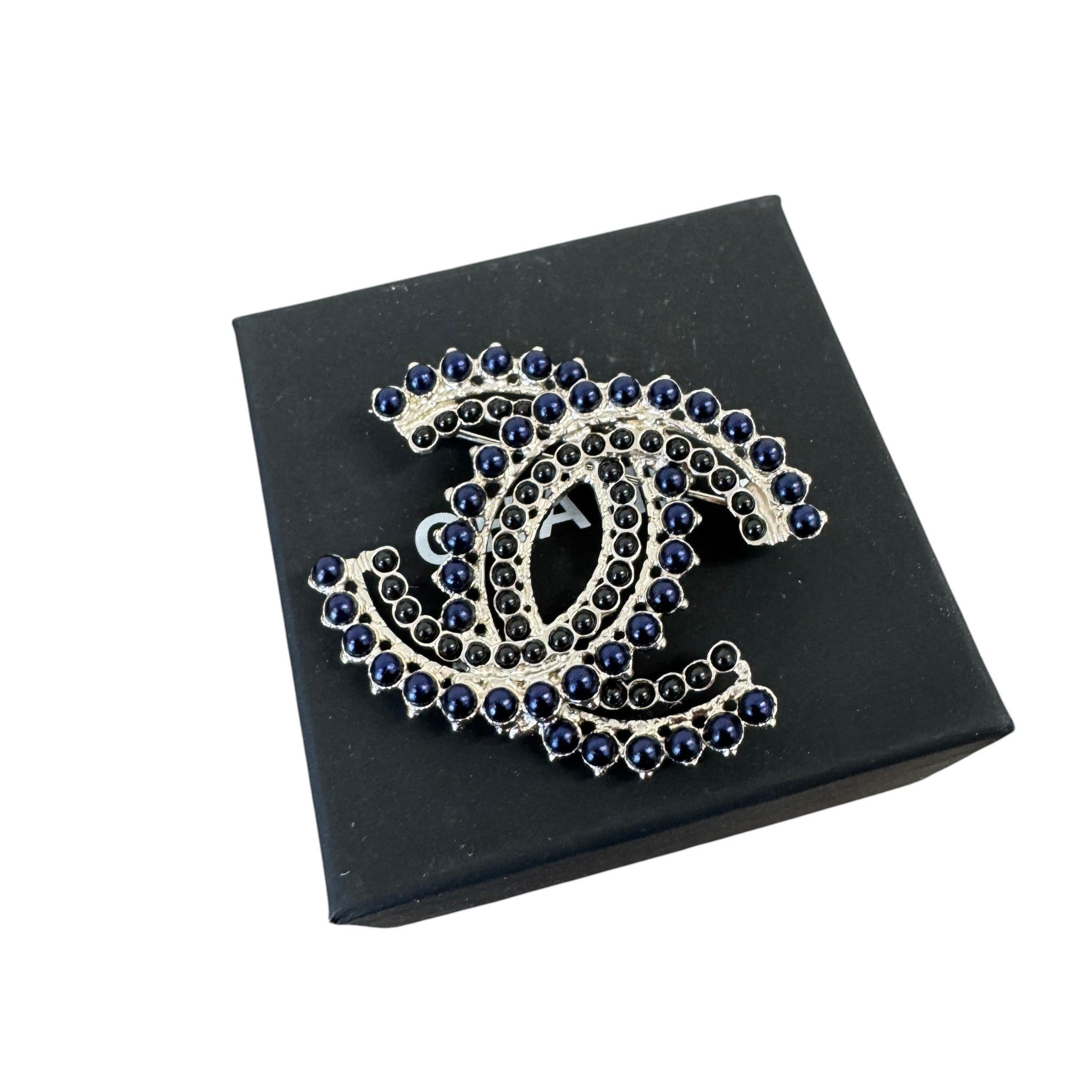 Women's Cc Logo Beaded Brooch Navy