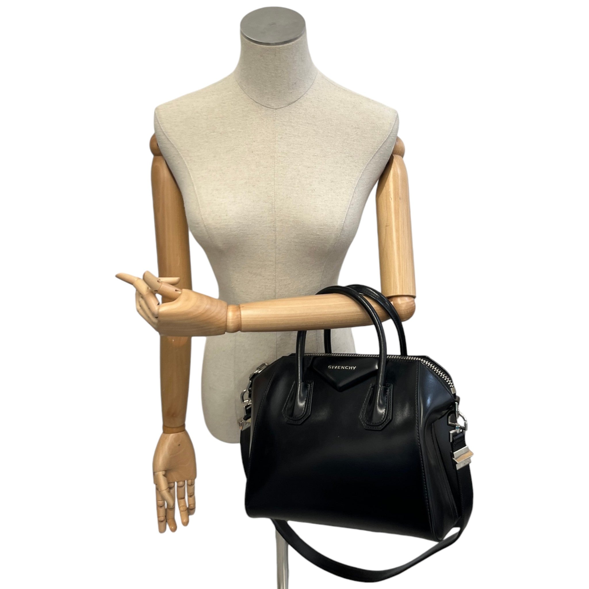 Women's Medium Antigona Handbag Black