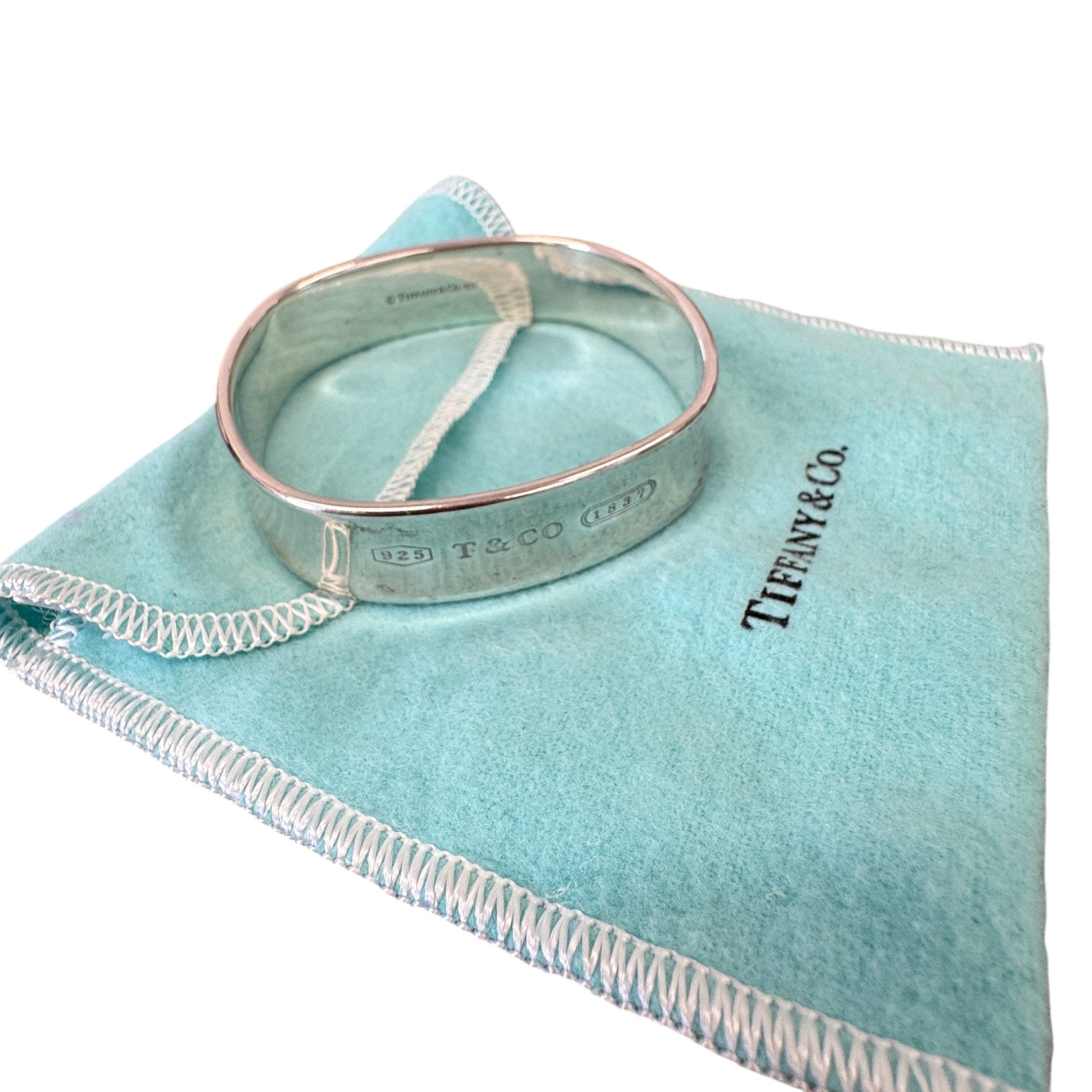 Women's 1837 Square Cushion Bangle Bracelet Silver