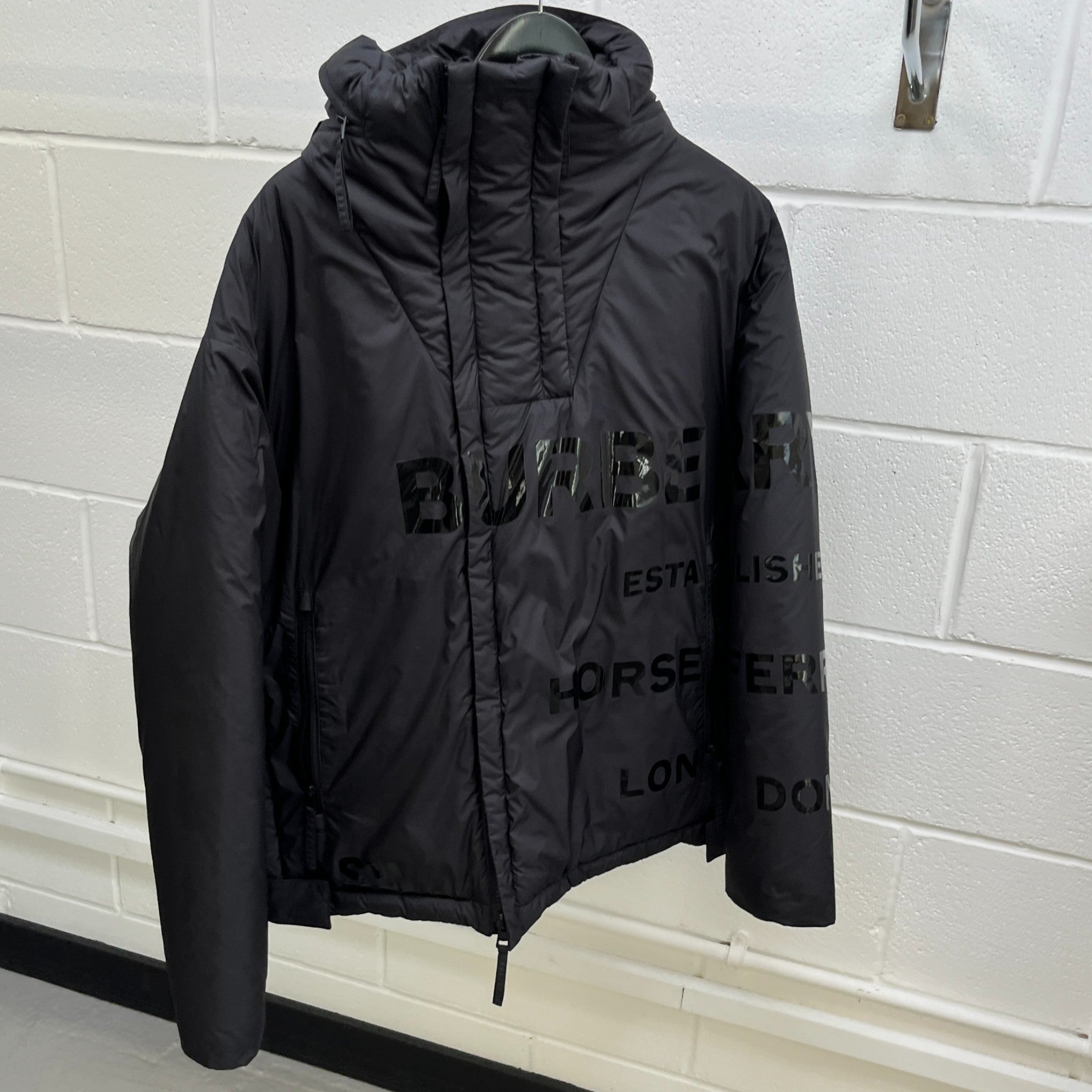 Men's Horseferry Down Jacket Black Size S