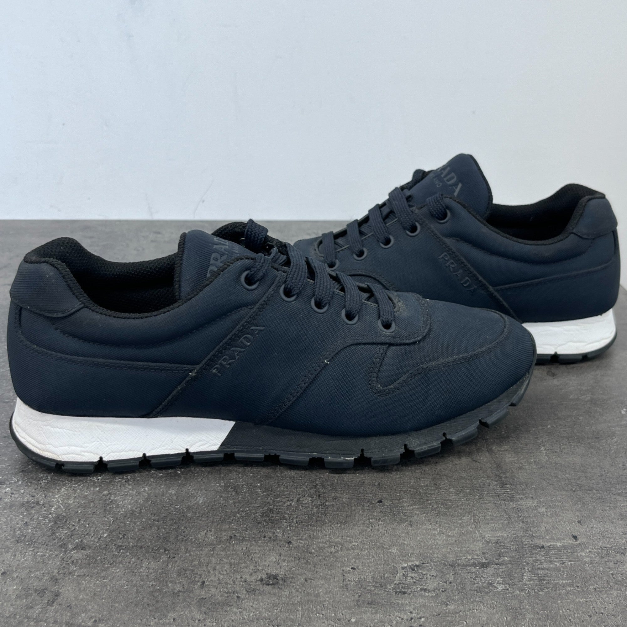 Men's Logo Low Trainers Navy Size EU 40 / UK 6