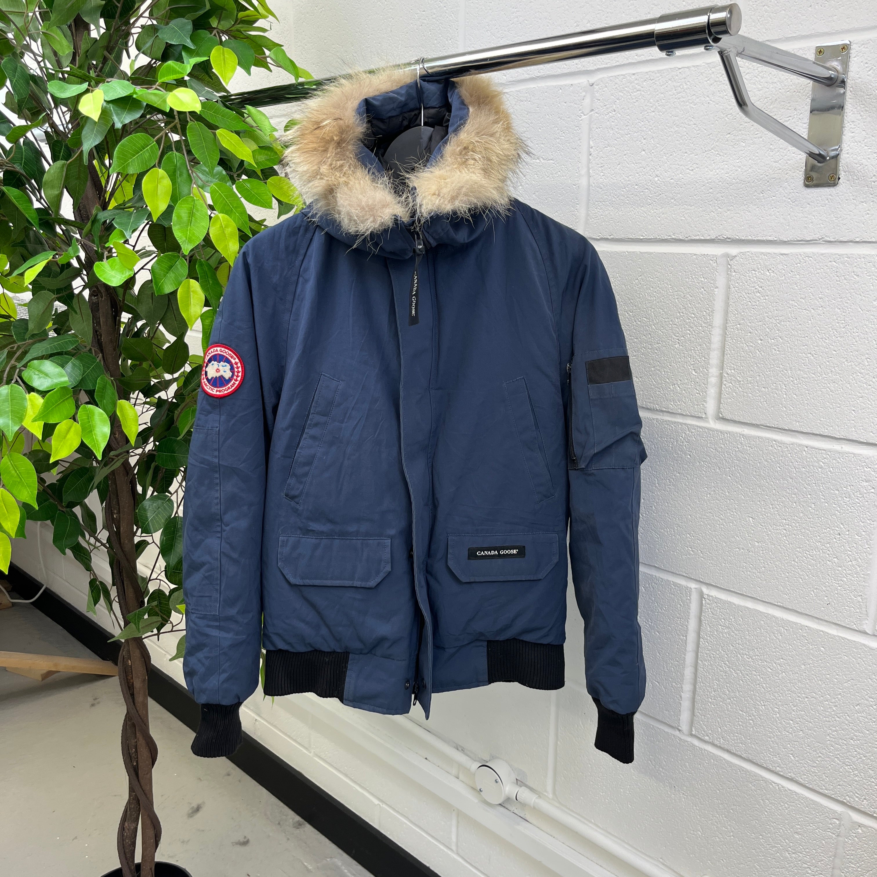 Men's Chilliwack Kids Down Jacket Navy Size Age 14-16